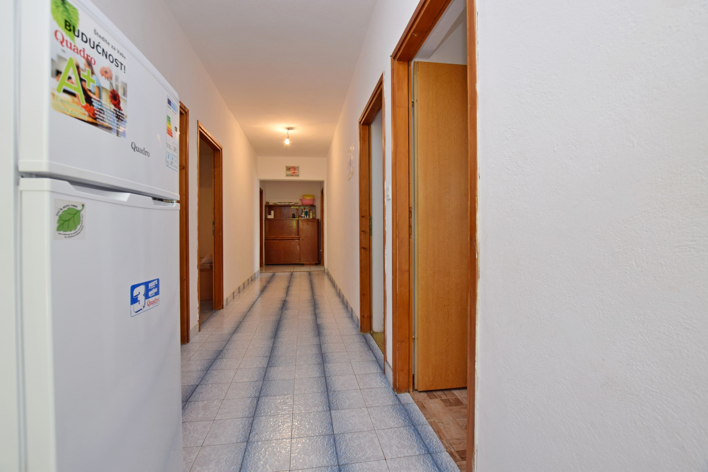 Apartment and Rooms Mila 63641-S2