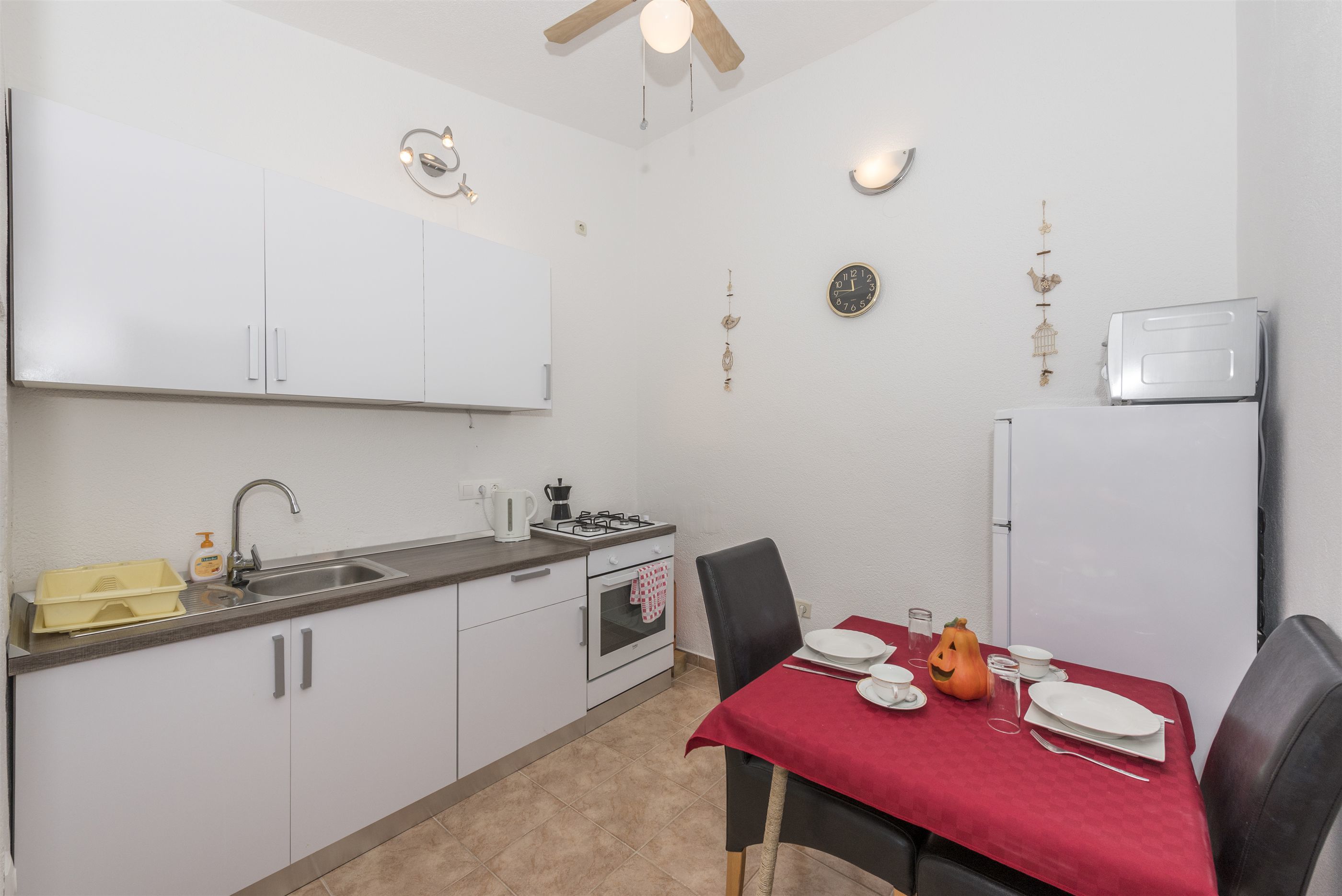 Bungalow Small House 23642-K1