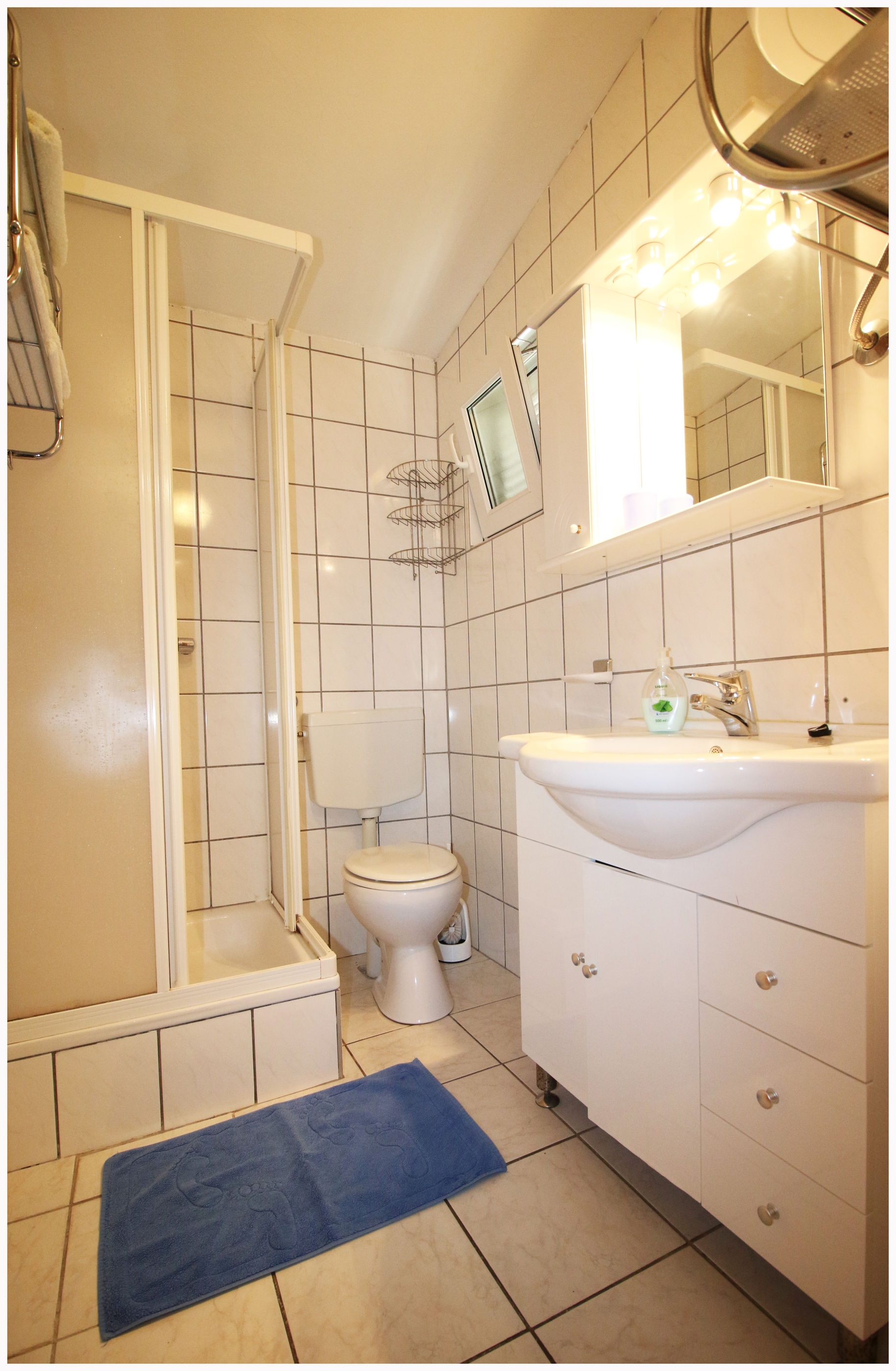 Apartments Tina Toni 64041-A1
