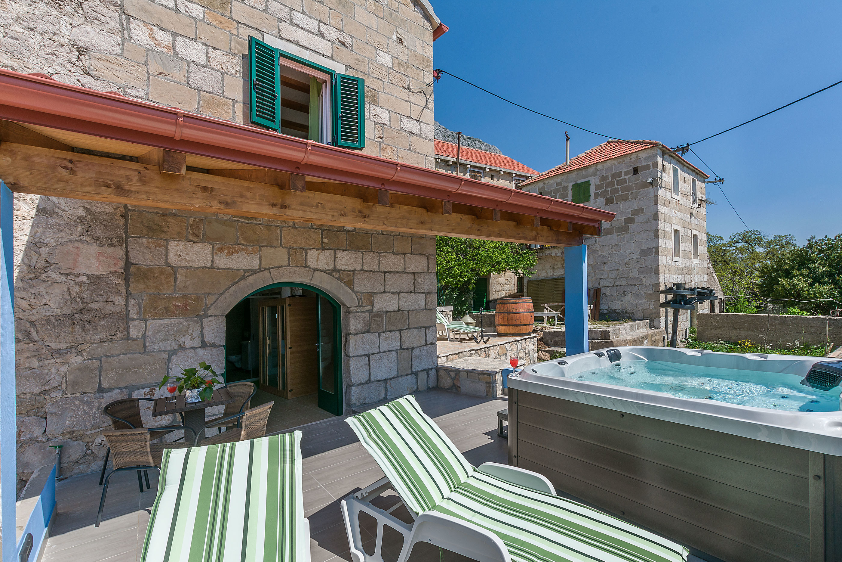 House Darijo 64071-K1