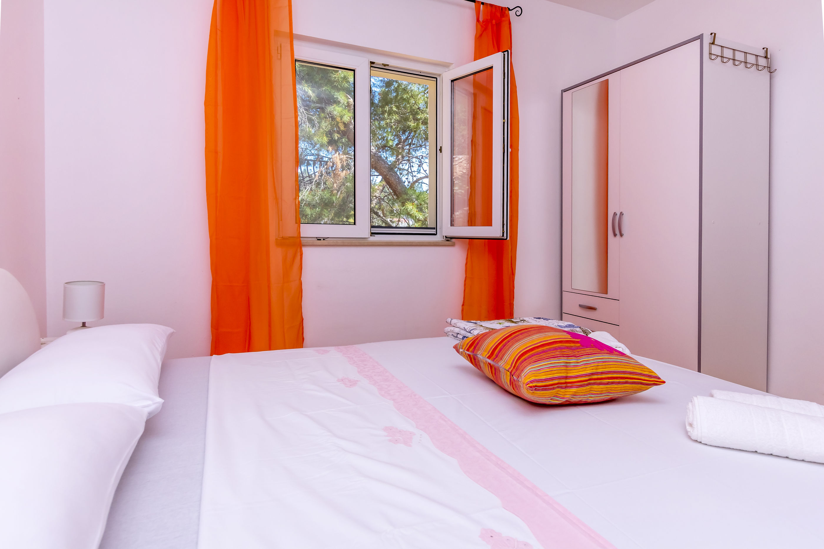 Apartments Ive i Maja 64331-A2