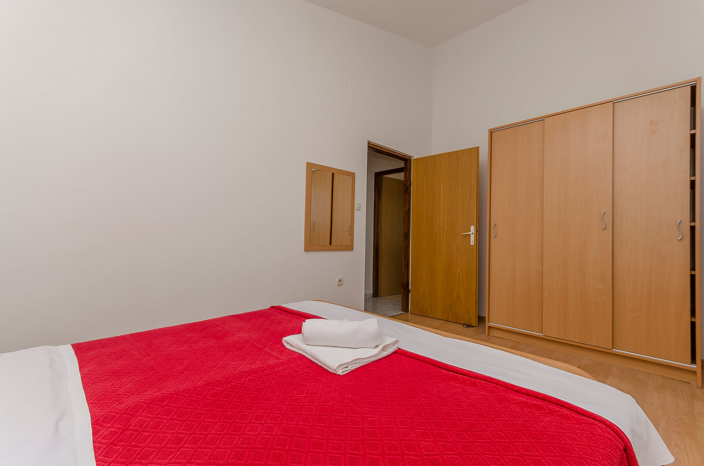 Apartments Sklopina 64371-A1