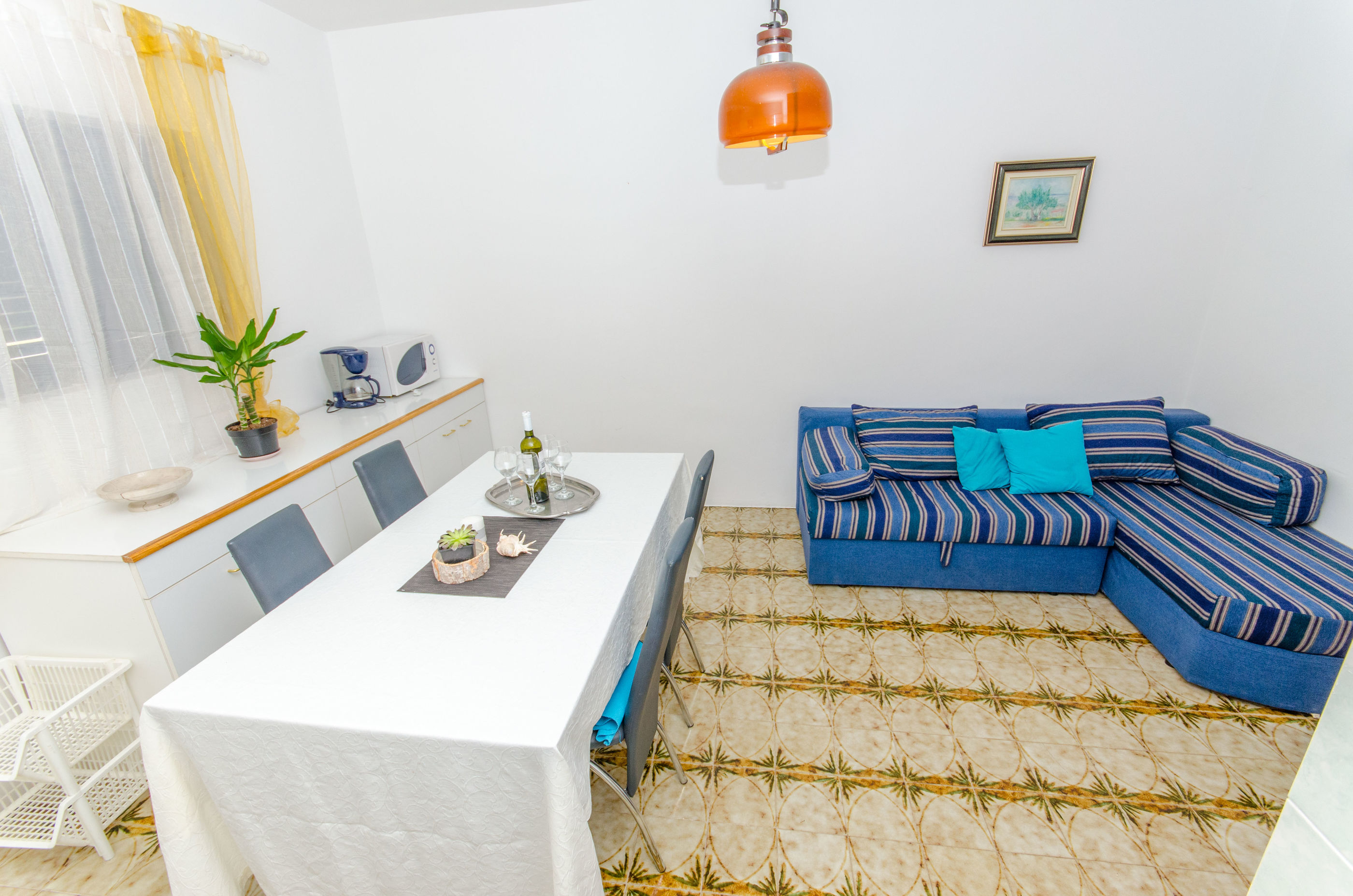 Apartments Bee Maja 30881-A1