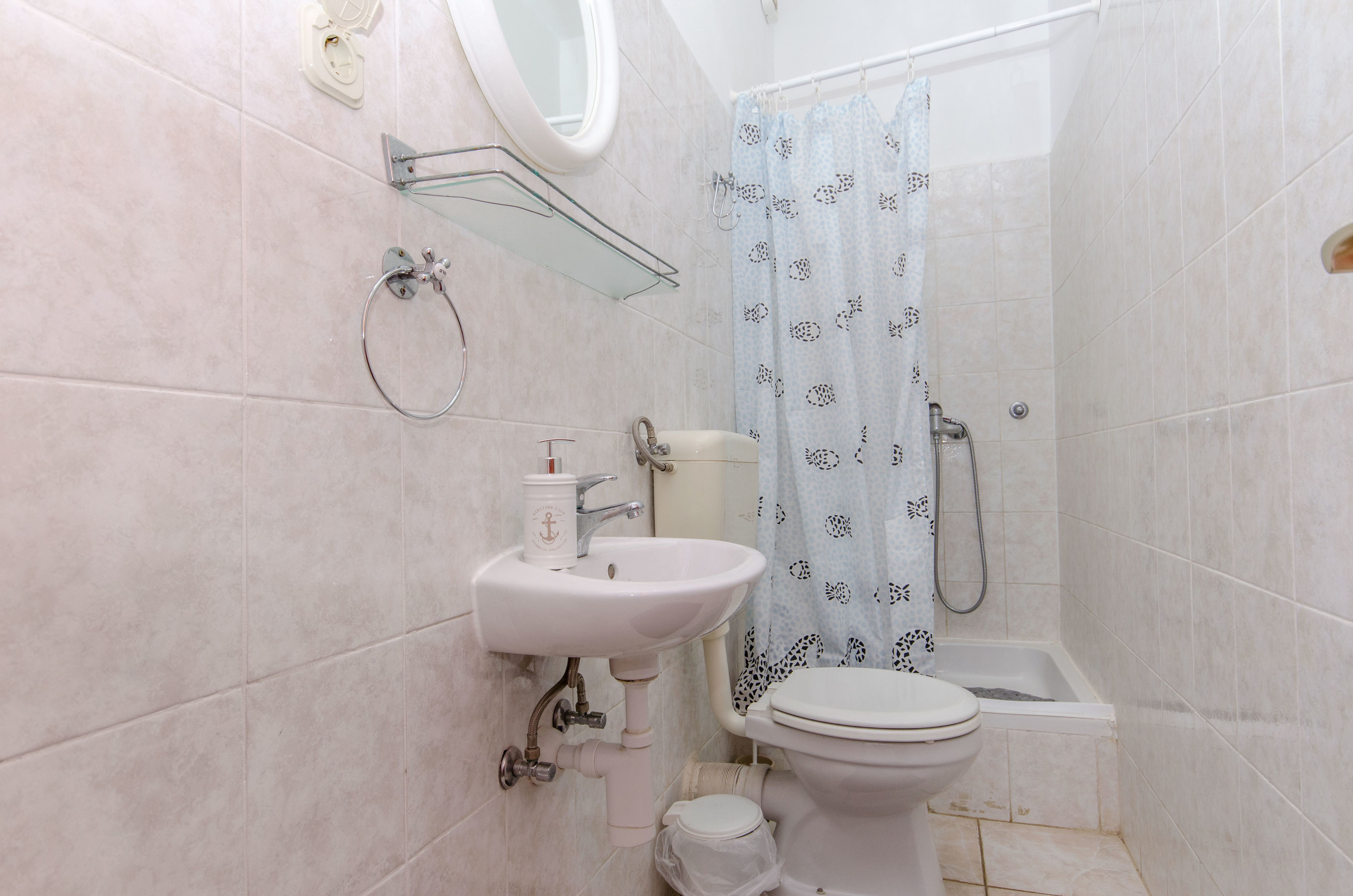 Apartments Bee Maja 30881-A1