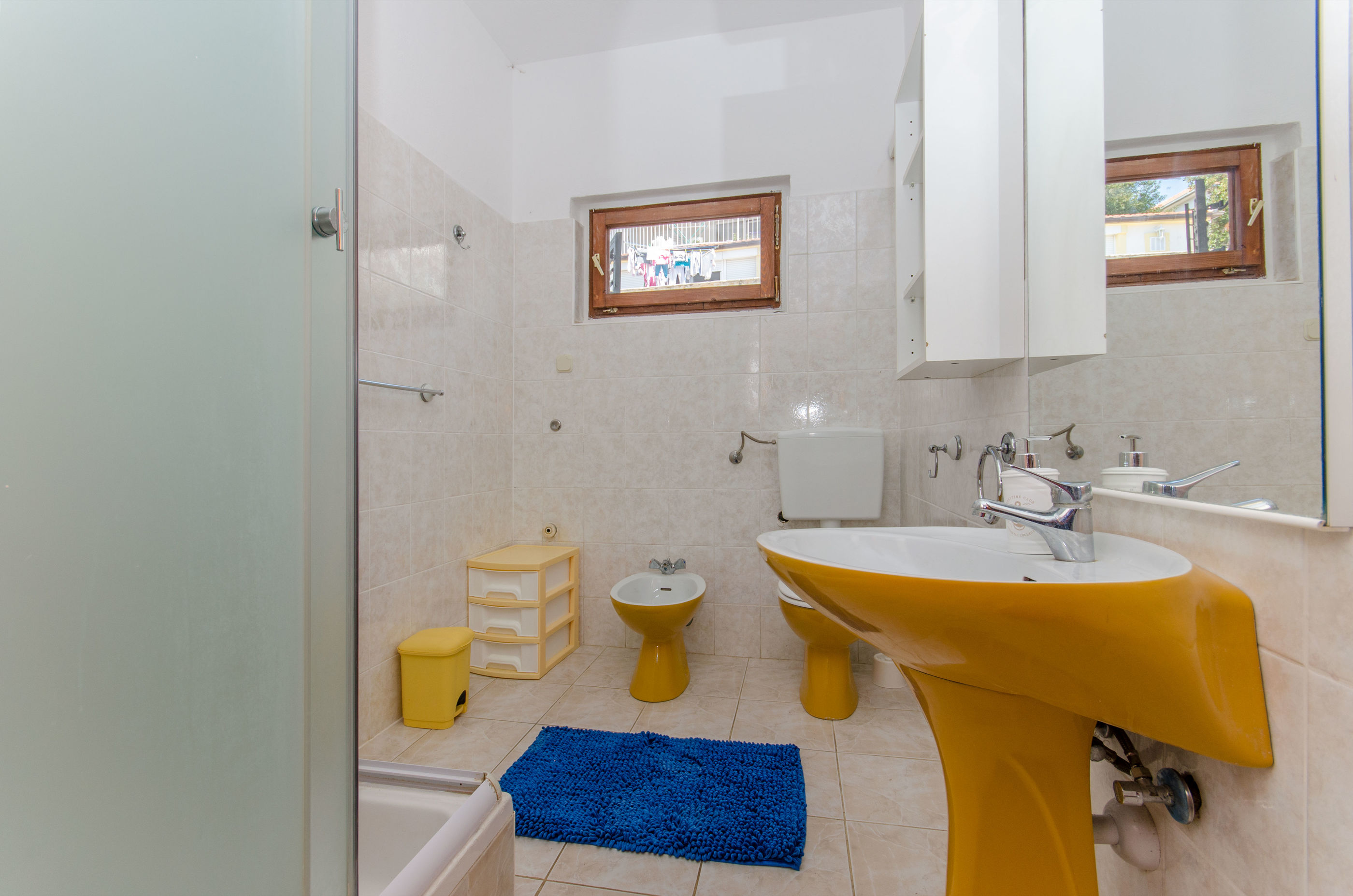 Apartments Bee Maja 30881-A1