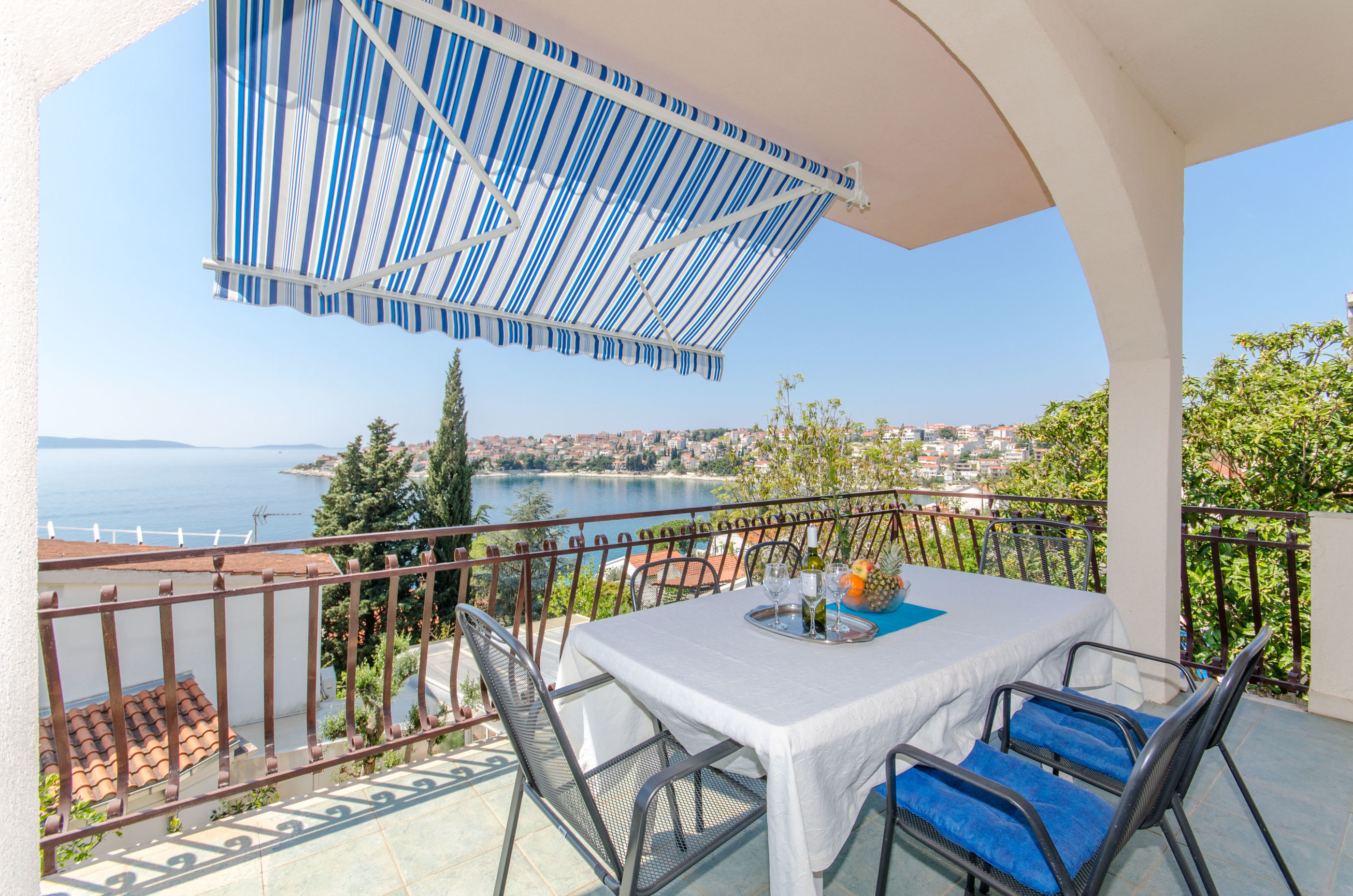 Apartments Bee Maja 30881-A1