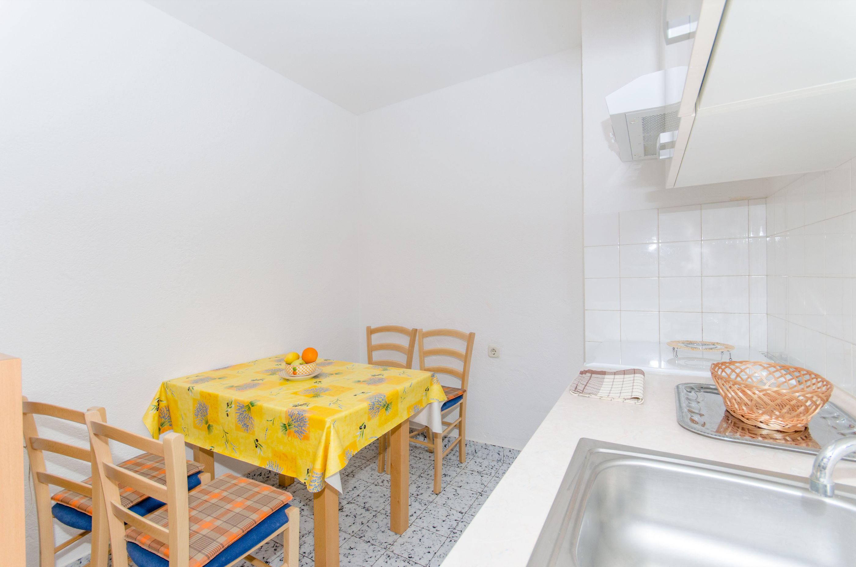 Apartments and Room Sun & Sea 63701-A1