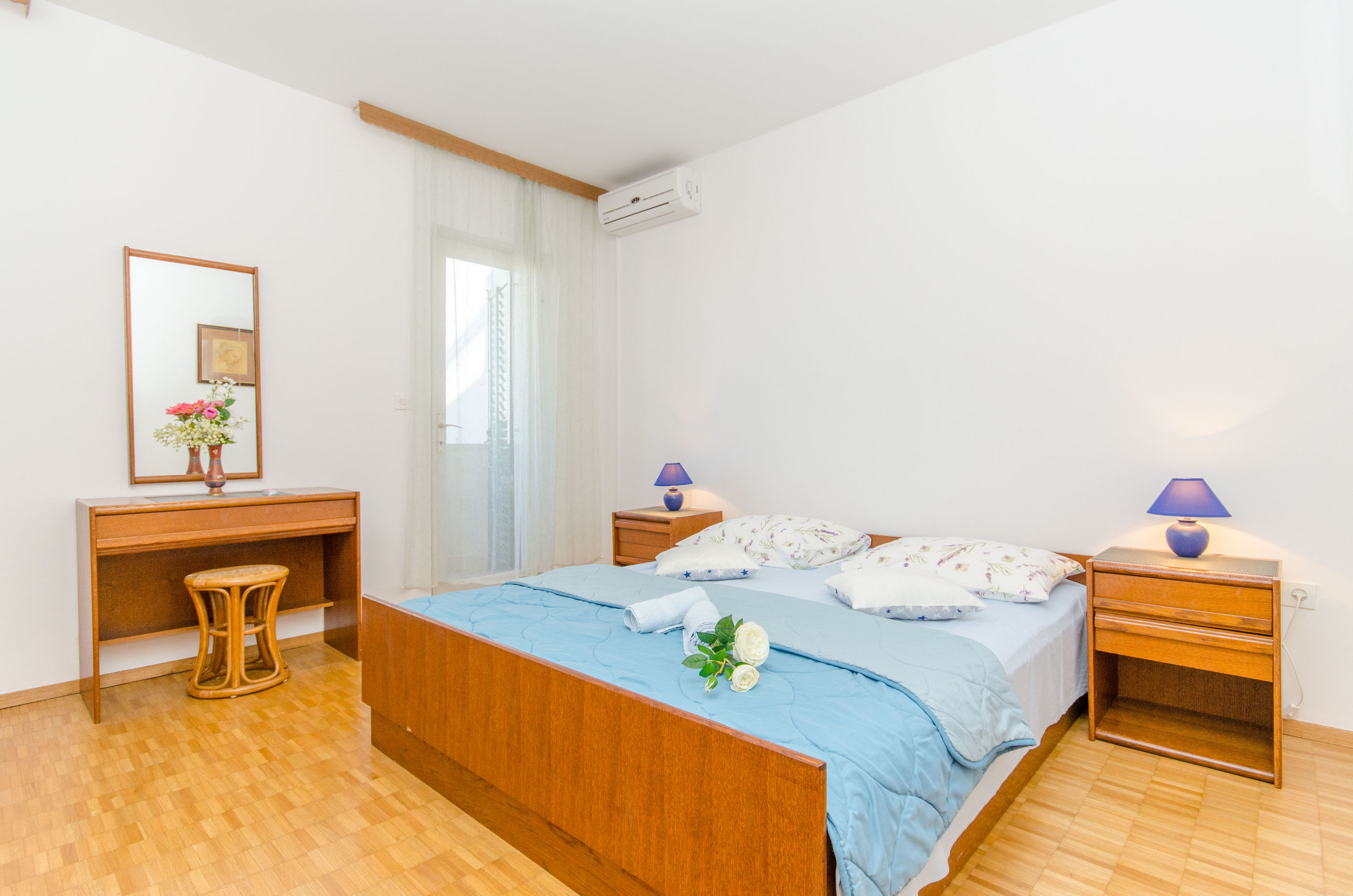 Apartments and Room Sun & Sea 63701-A2