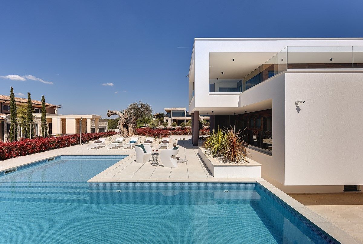 Villa Old Olive I 74046-K1