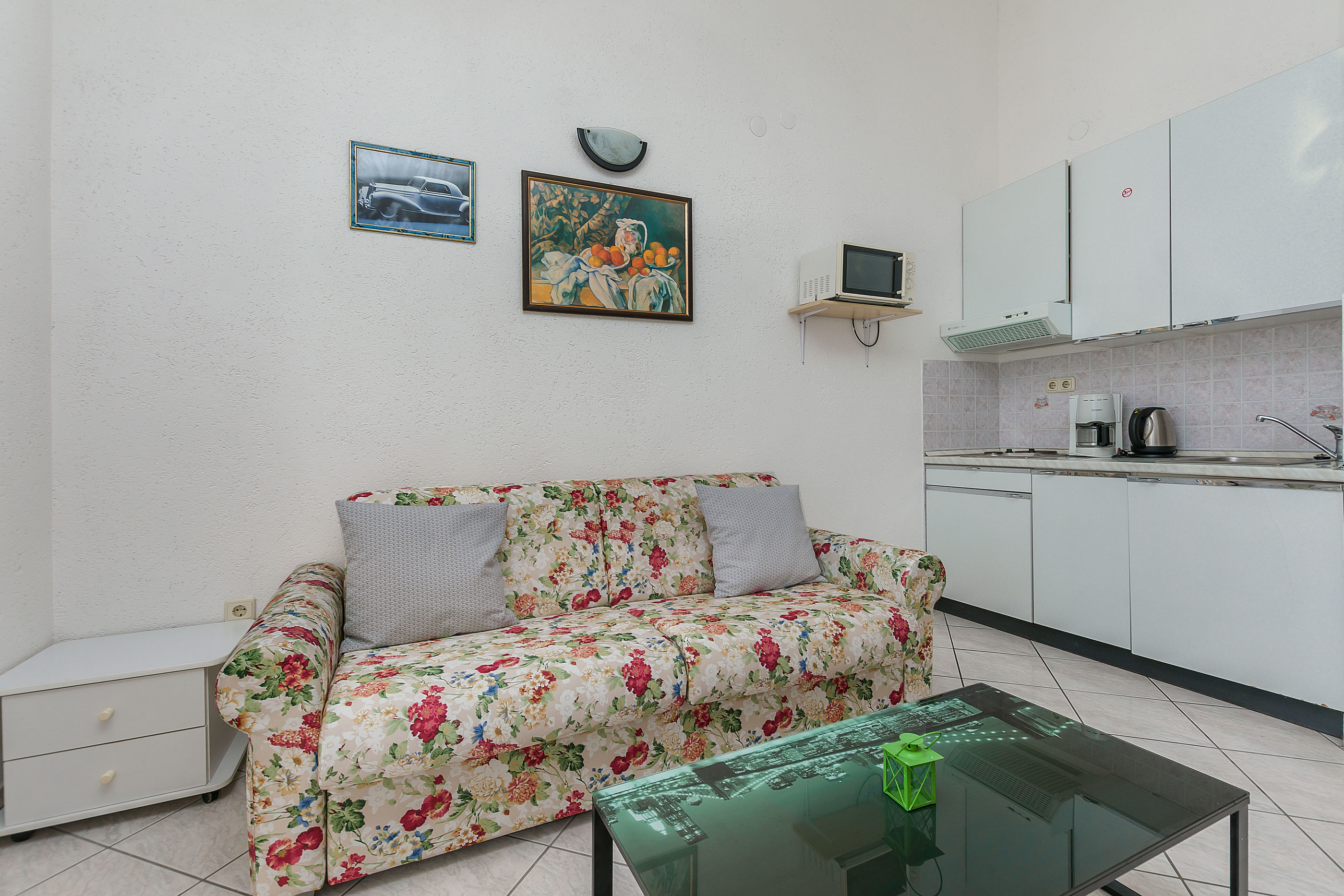 Apartments Luca 64471-A1