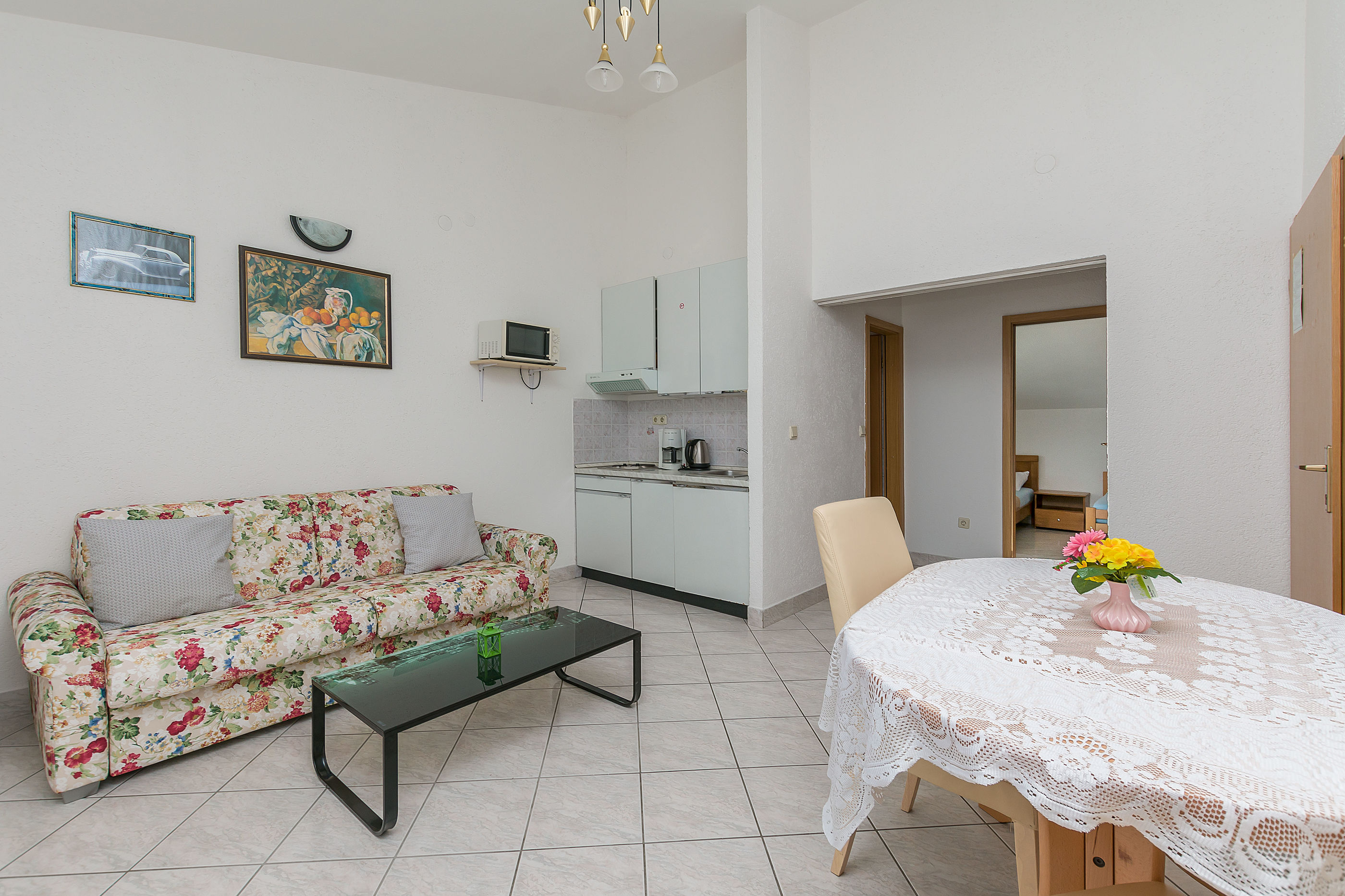 Apartments Luca 64471-A1