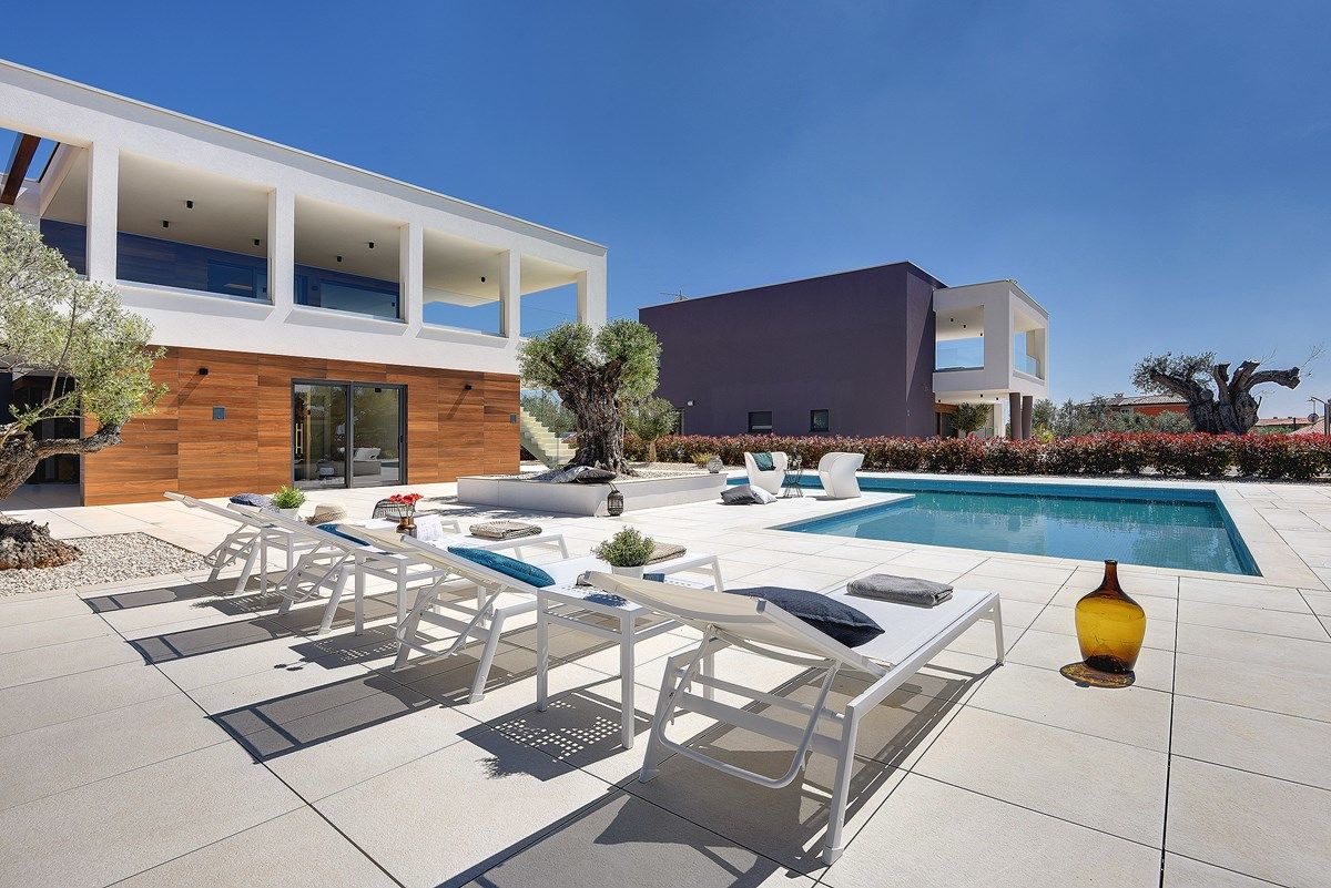 Villa Old Olive II 74047-K1