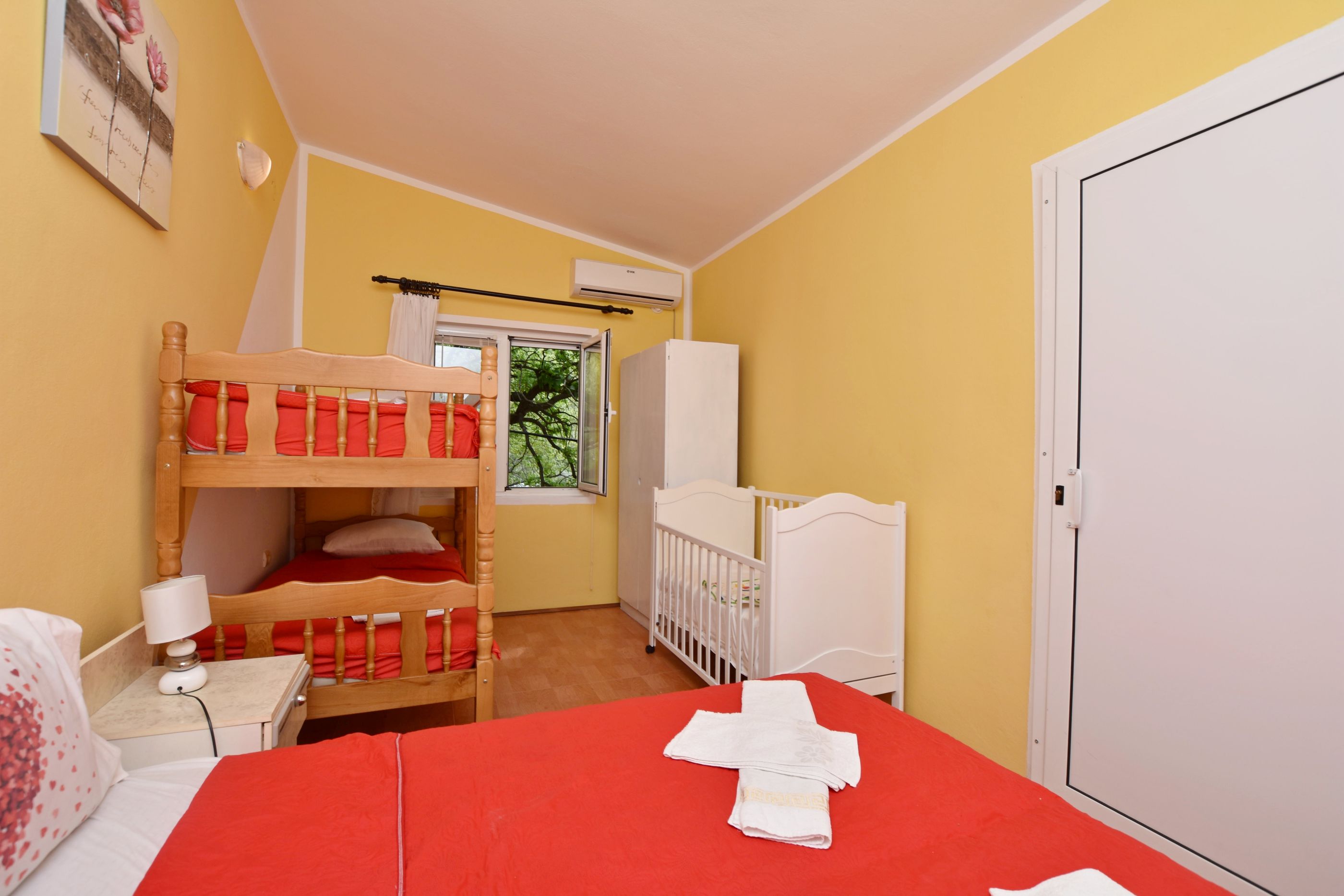 Apartments Siljak 64031-A1