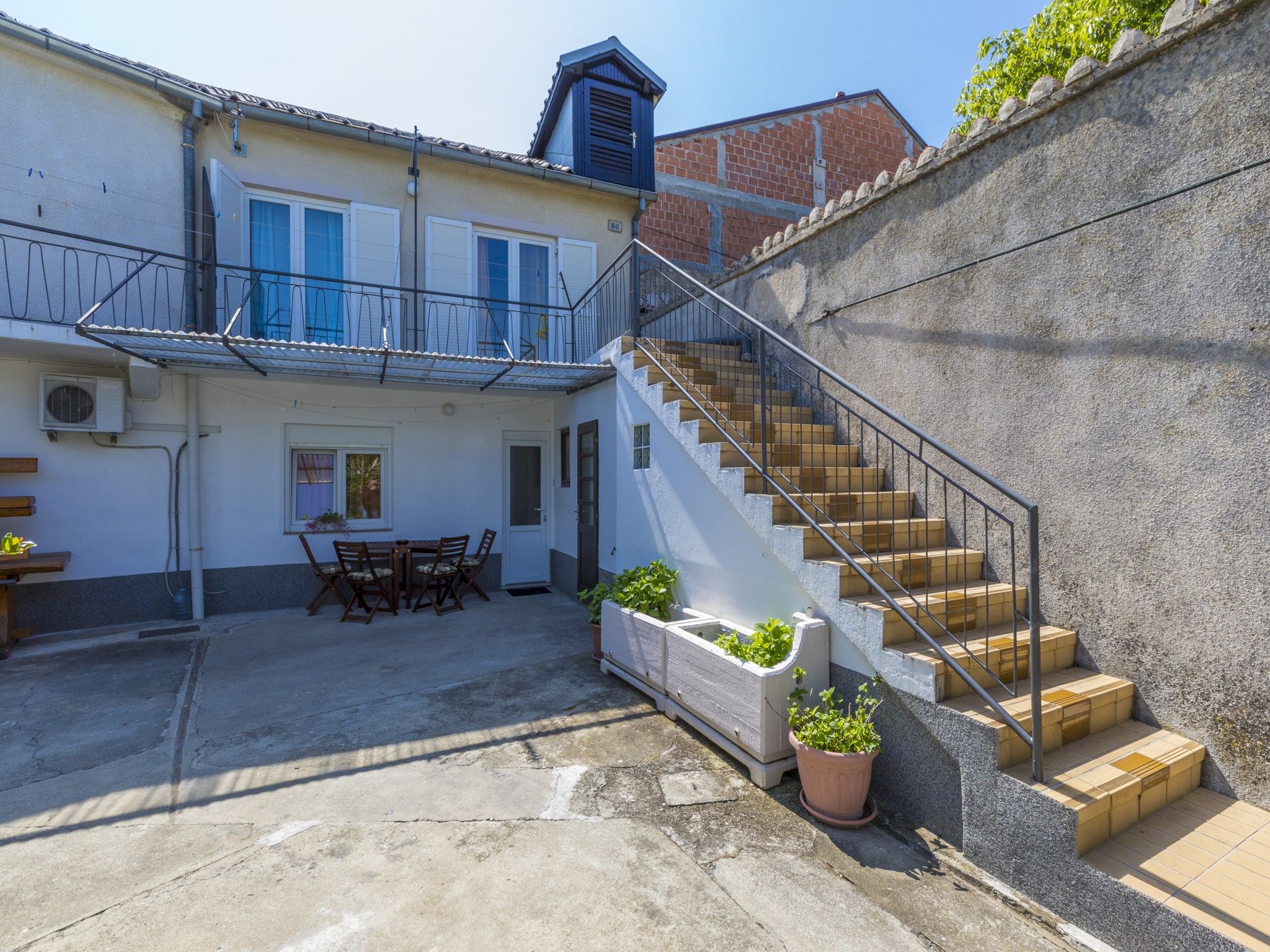 Apartment John 62894-A1