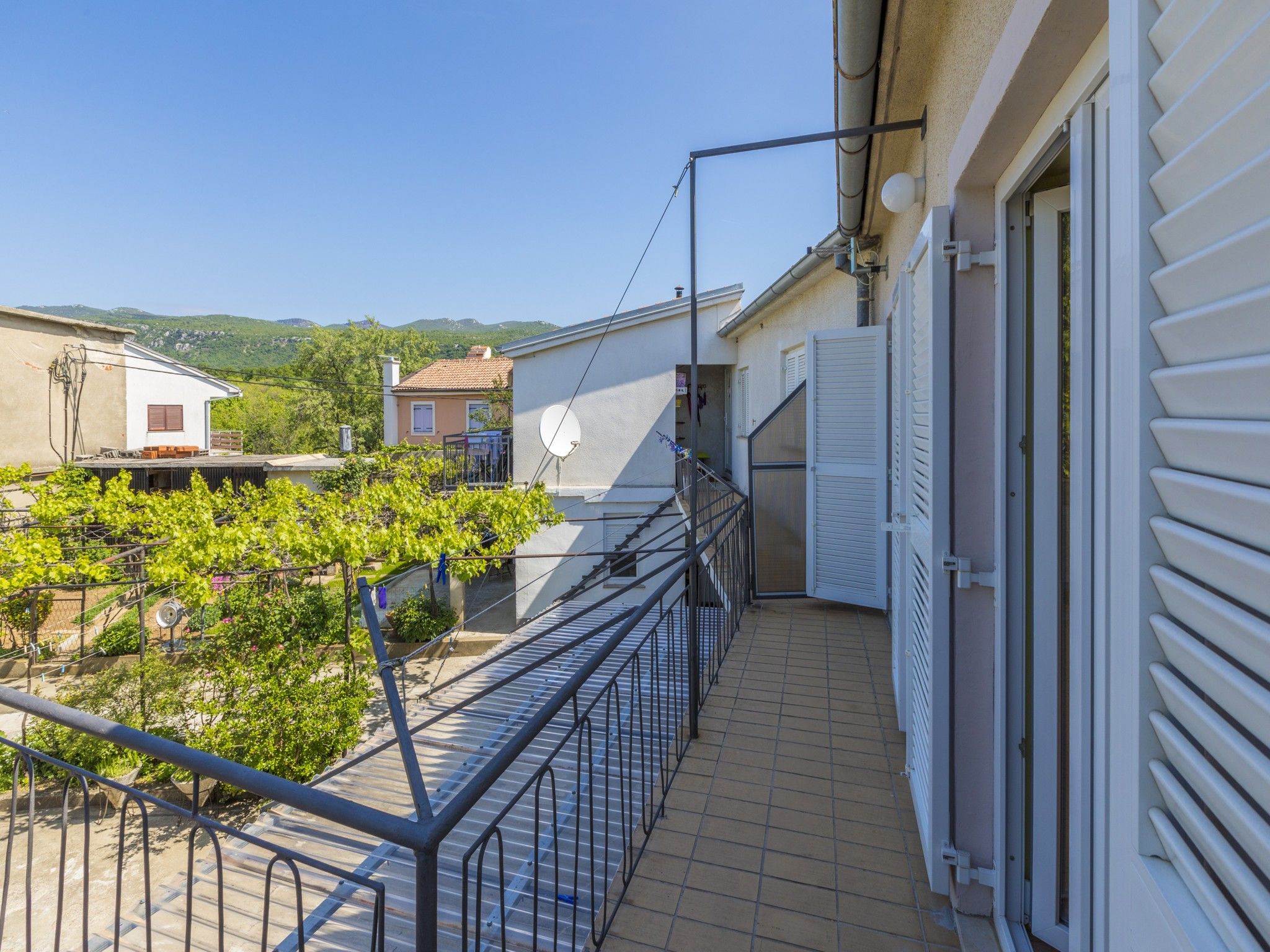 Apartment John 62894-A1