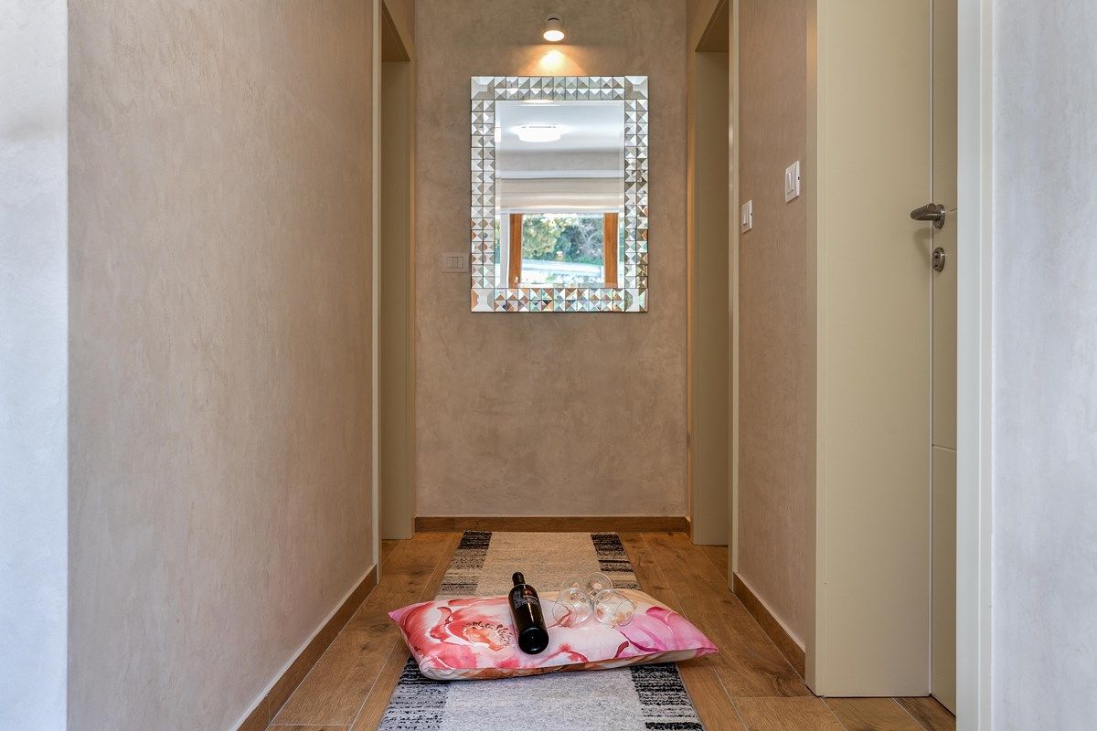 Villa Porto 74063-K1