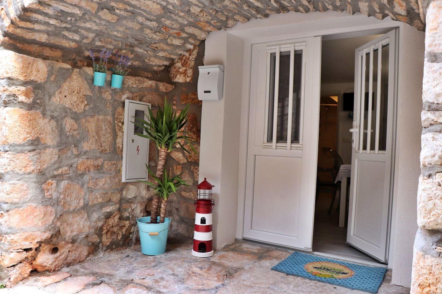 House Stone house Mia casa 64951-K1