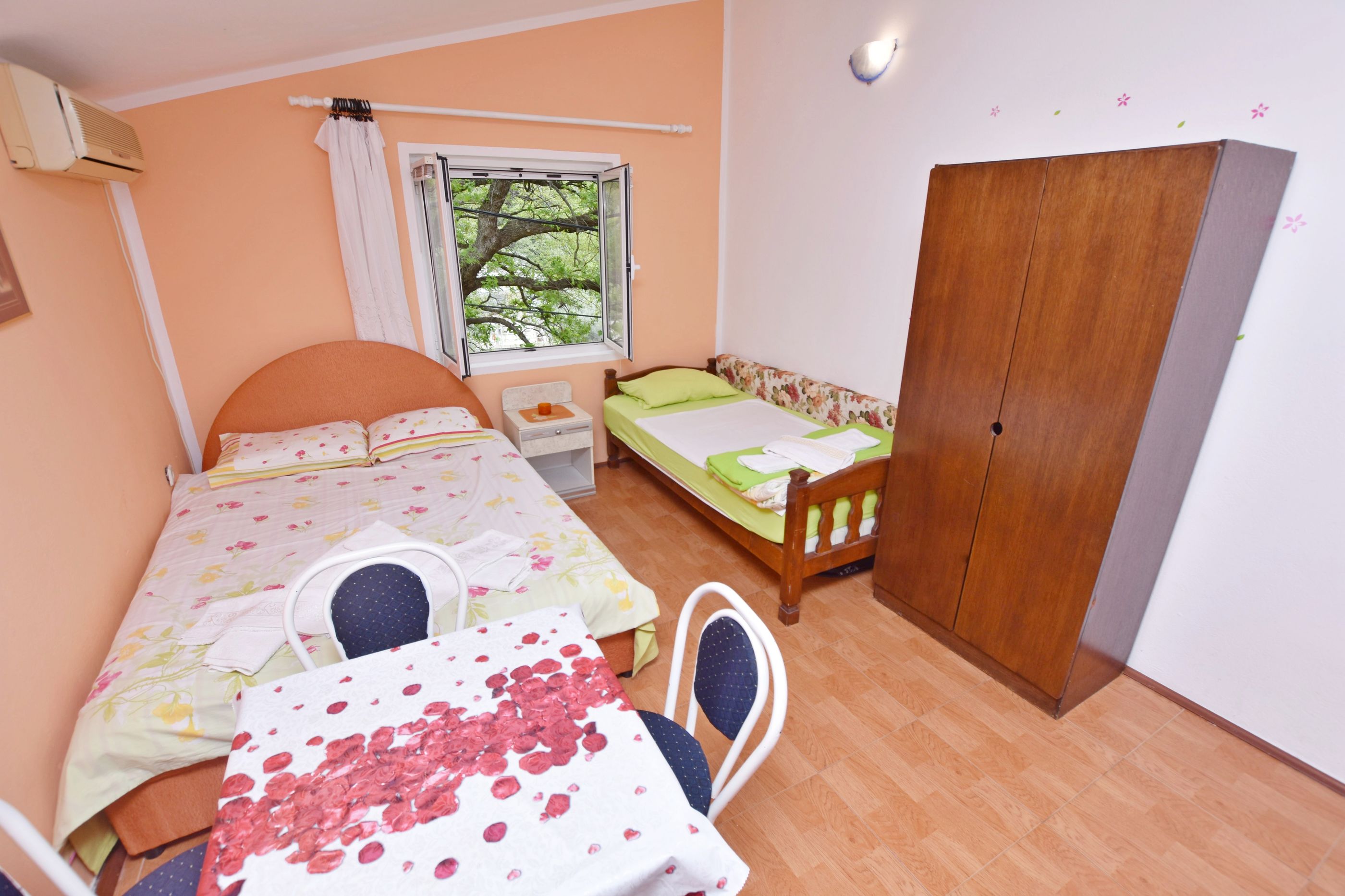 Apartments Siljak 64031-A4