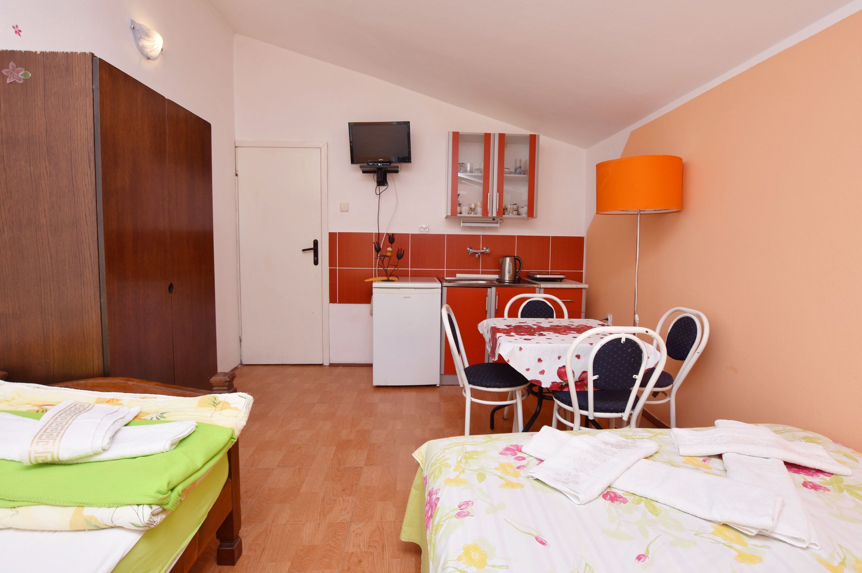 Apartments Siljak 64031-A4