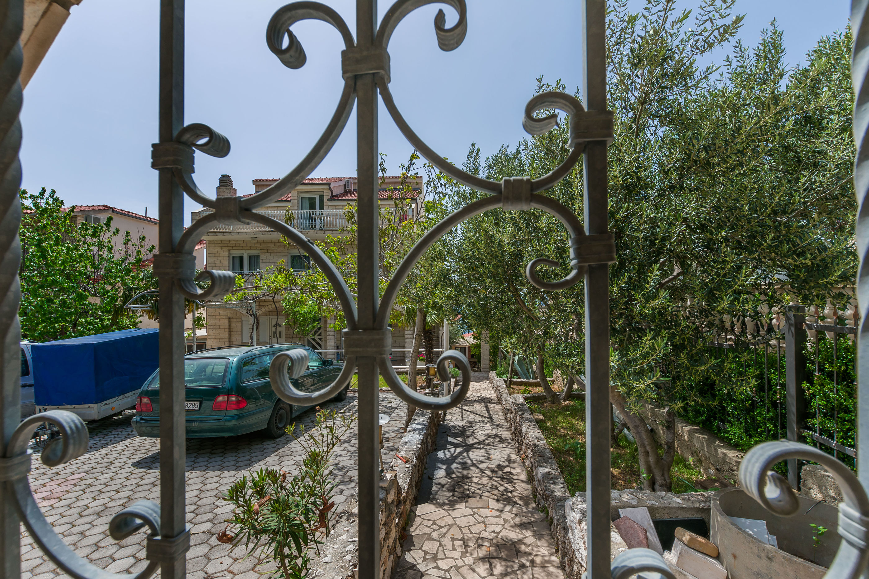 Apartments Luca 64471-A1