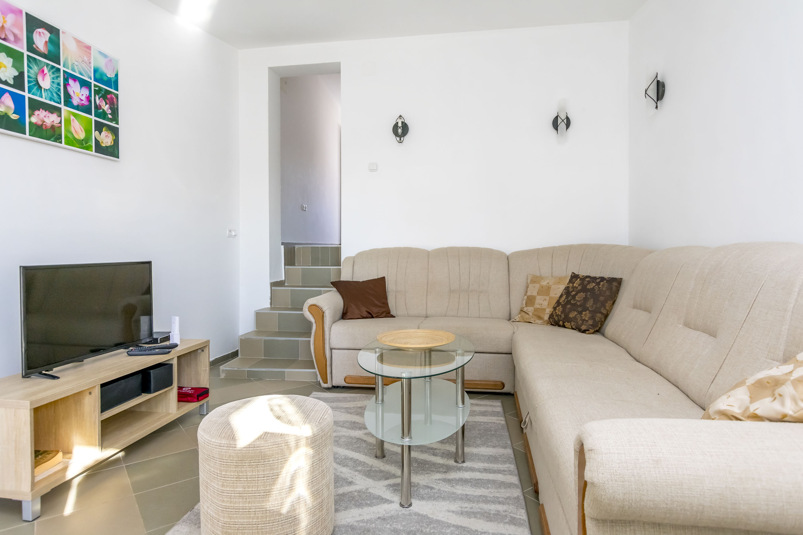 Apartments Lidija 35121-A2