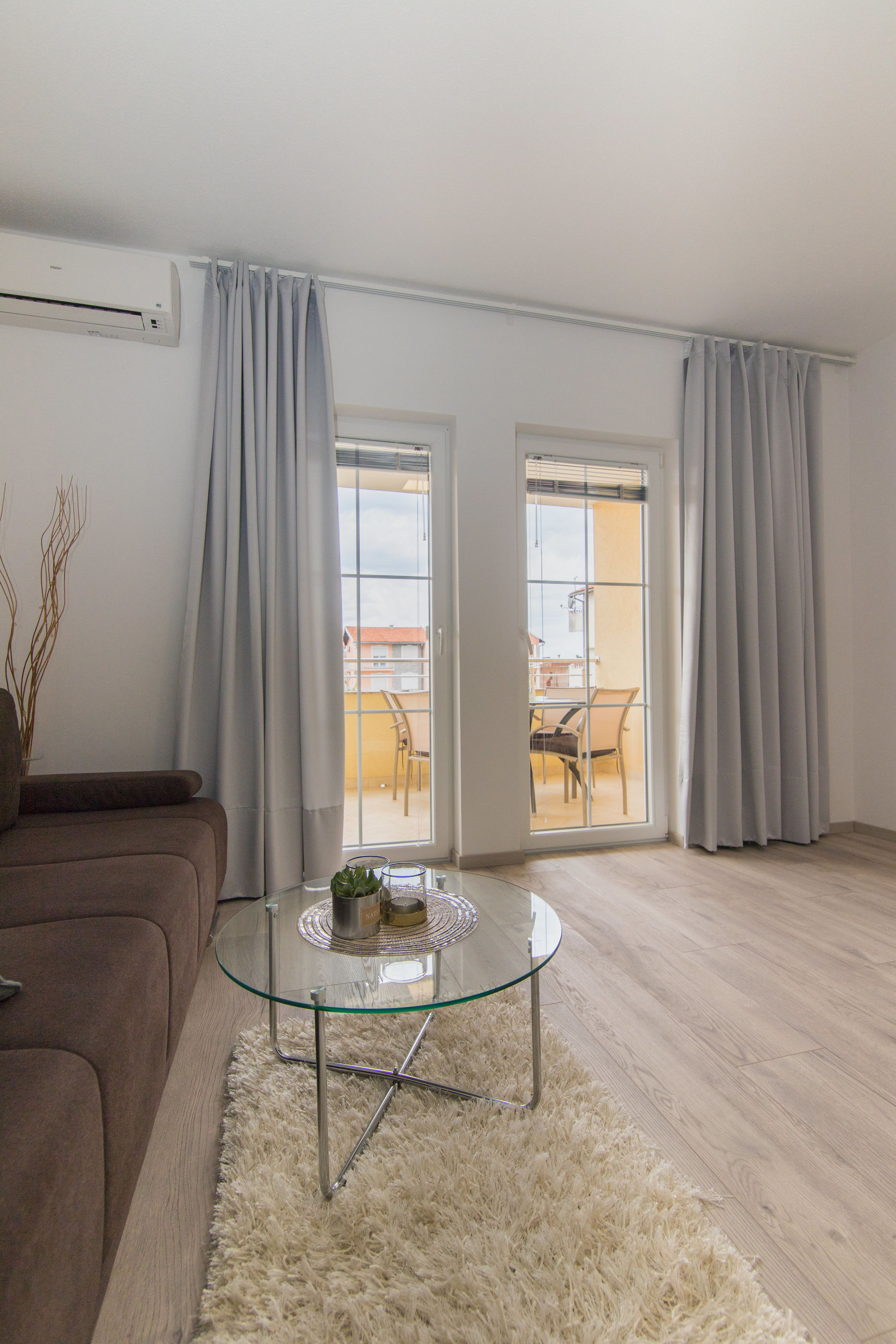 Apartments Nice and comfortable 64981-A2