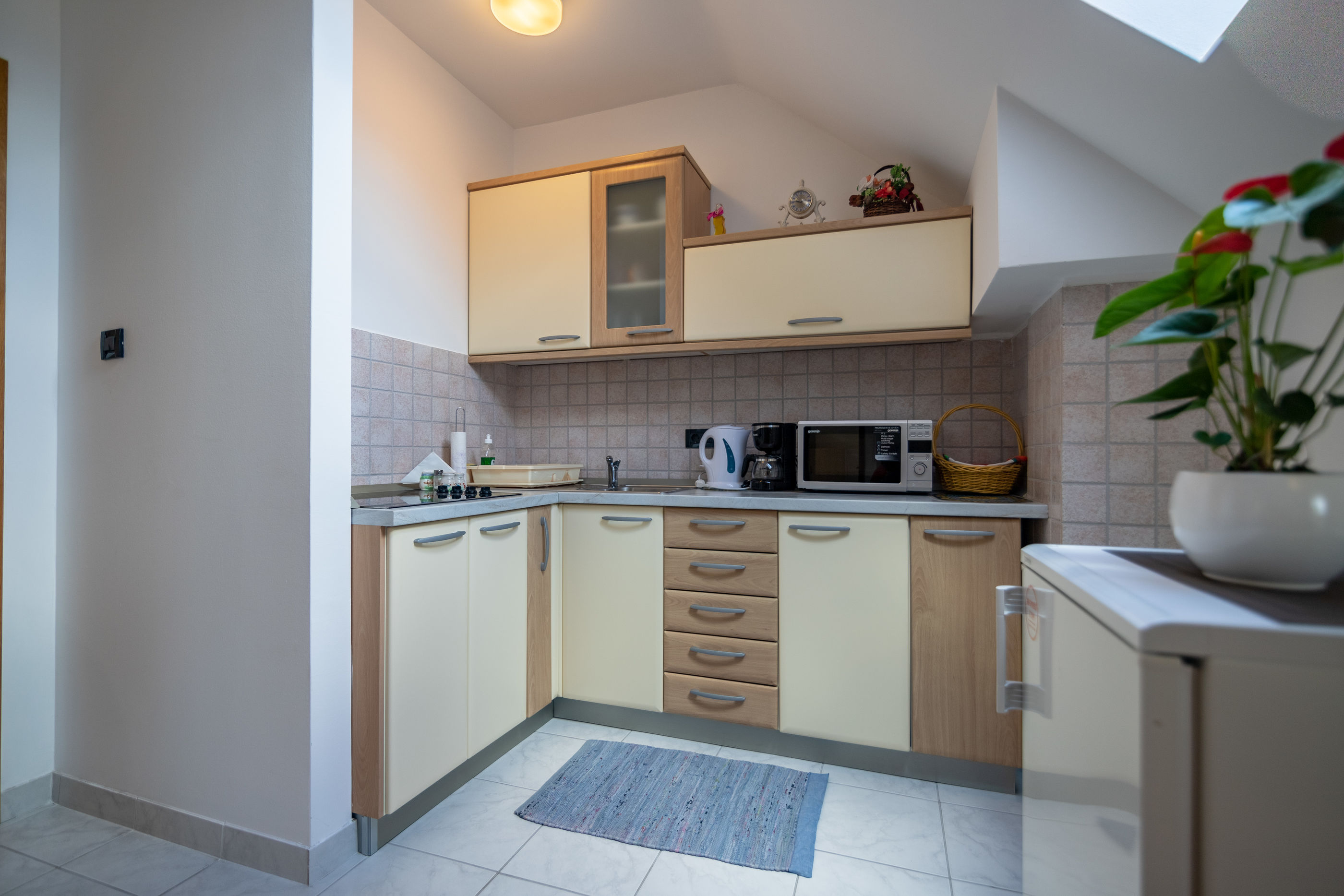 Apartments and Room Robert 80821-A1