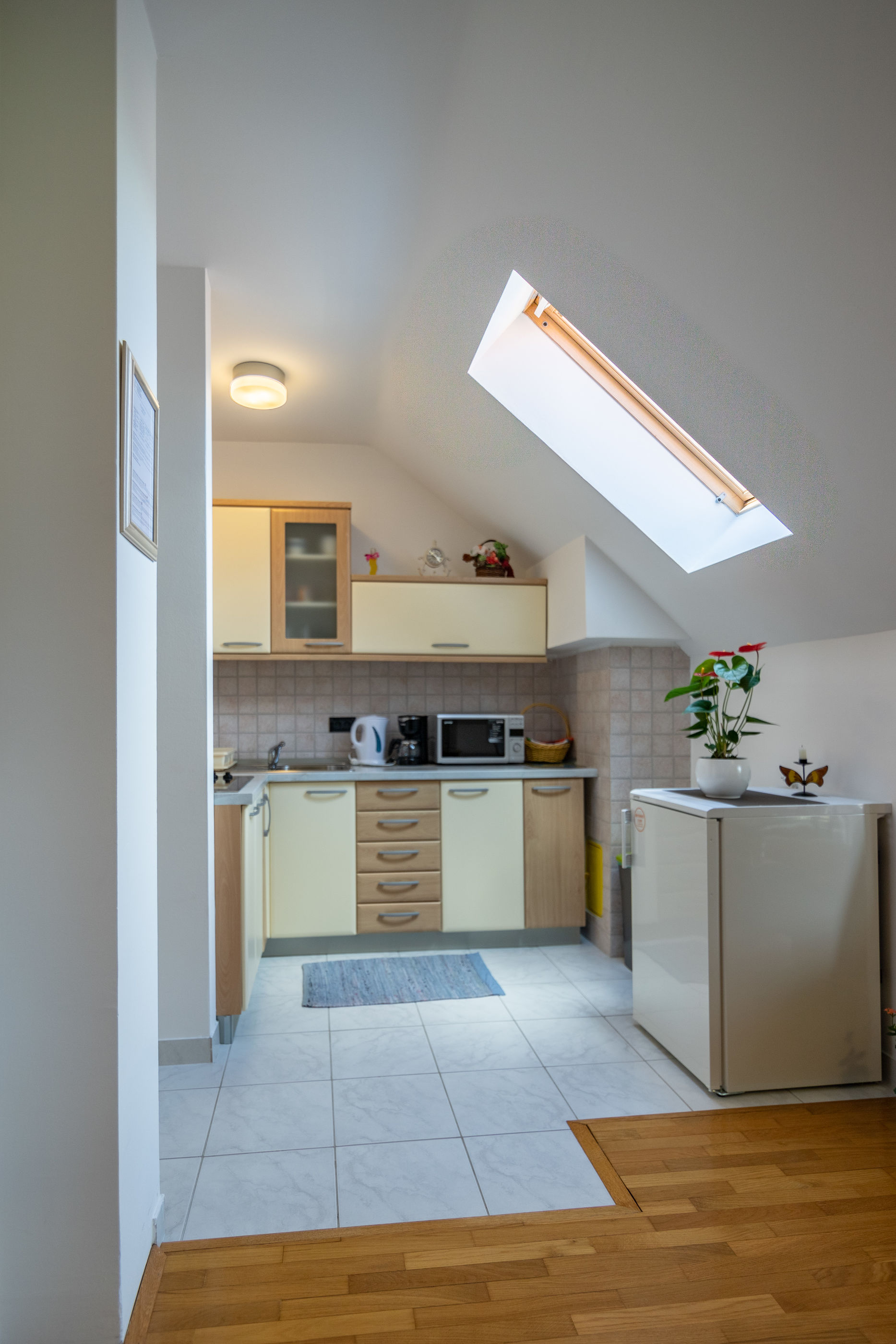 Apartments and Room Robert 80821-A1