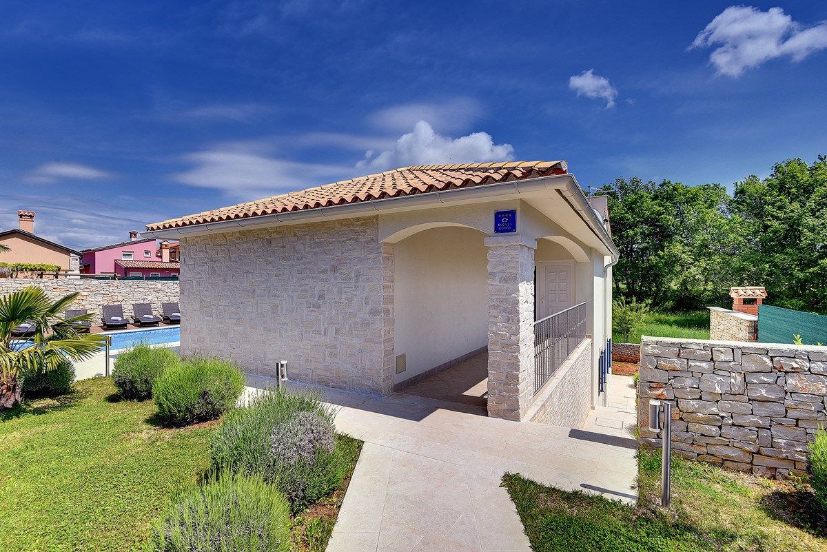 Villa Sever 74017-K1