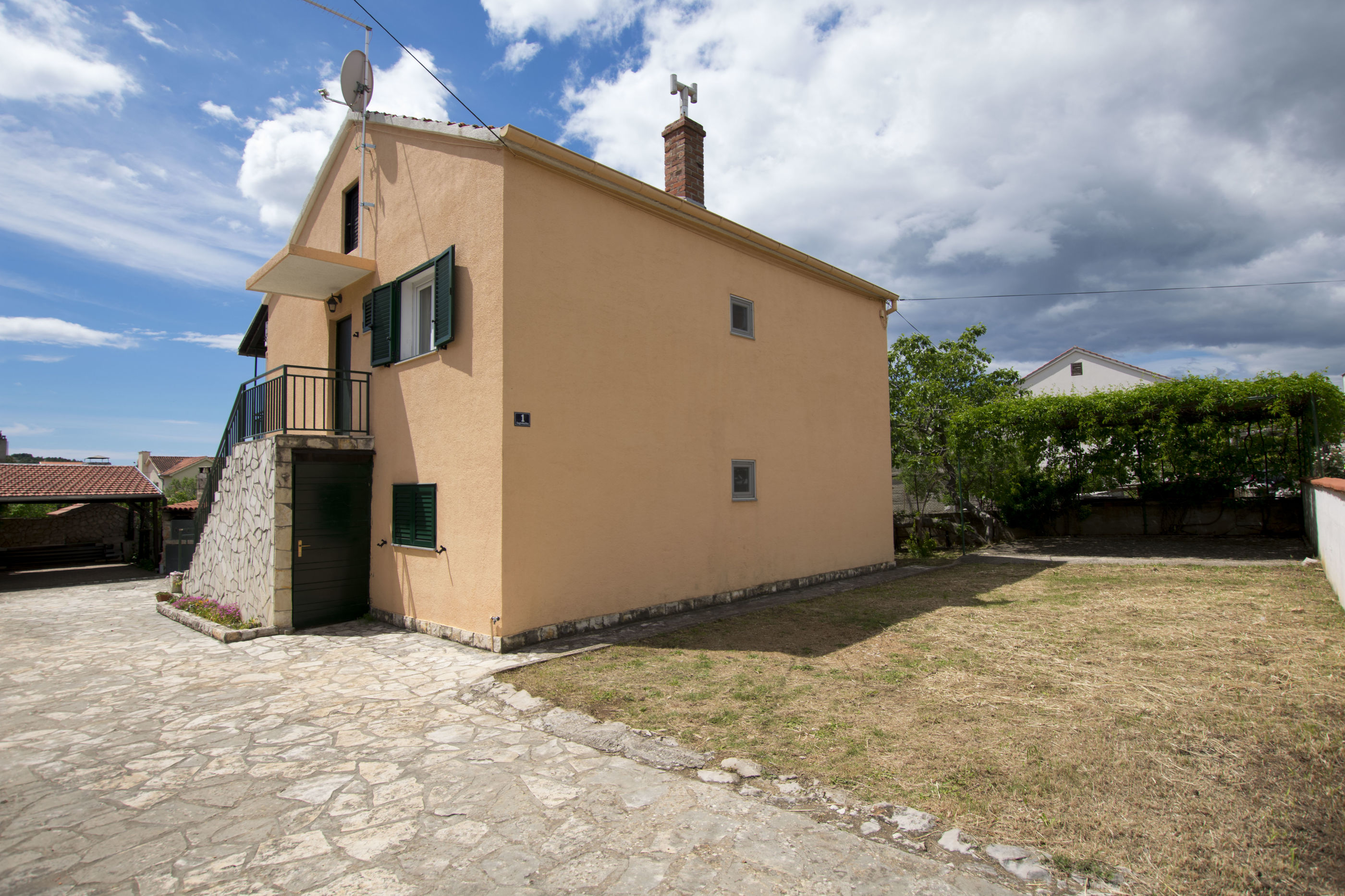 Apartment Zlatko 45898-A1