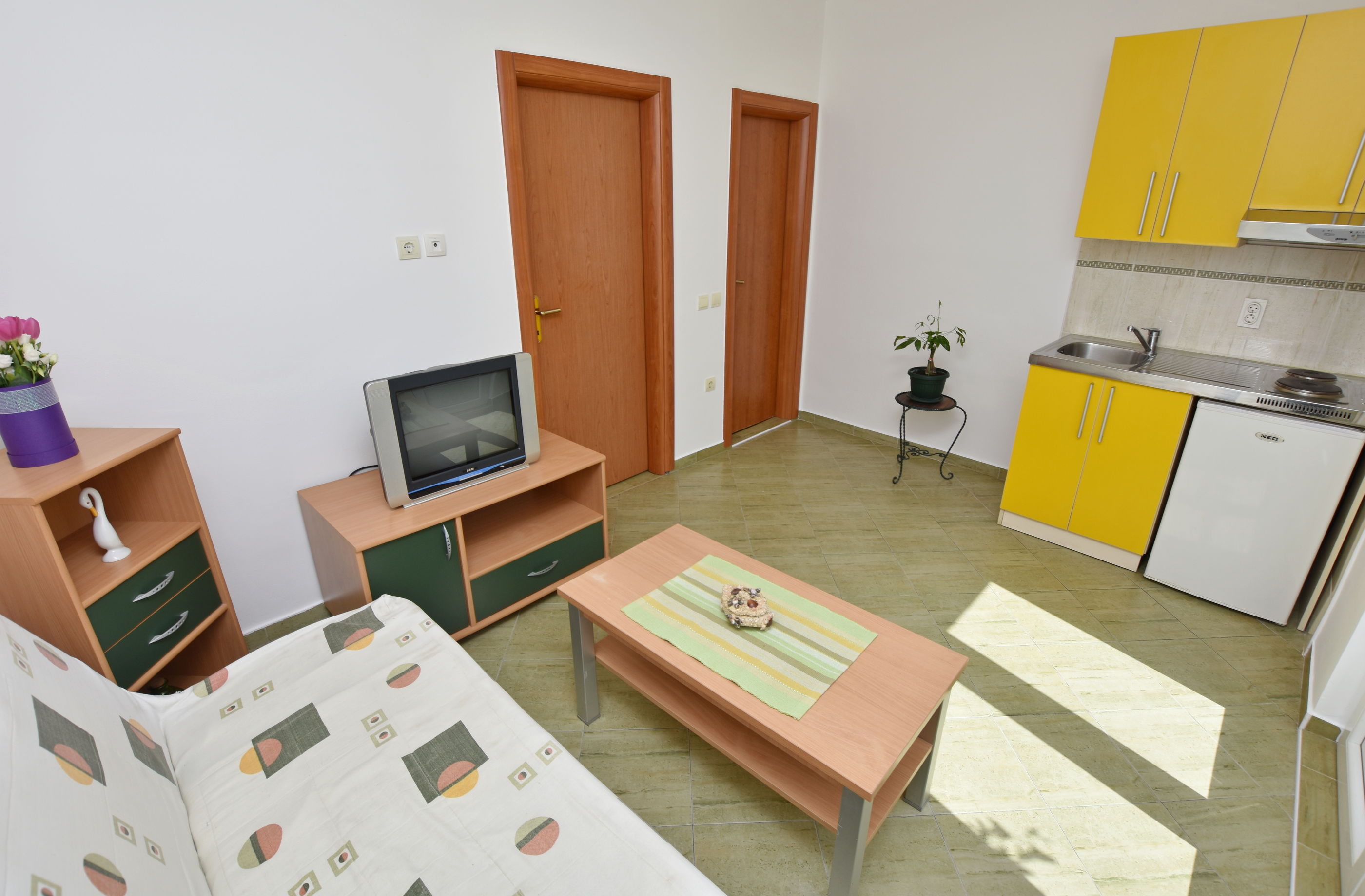 Apartments and Rooms Iva 61261-A1