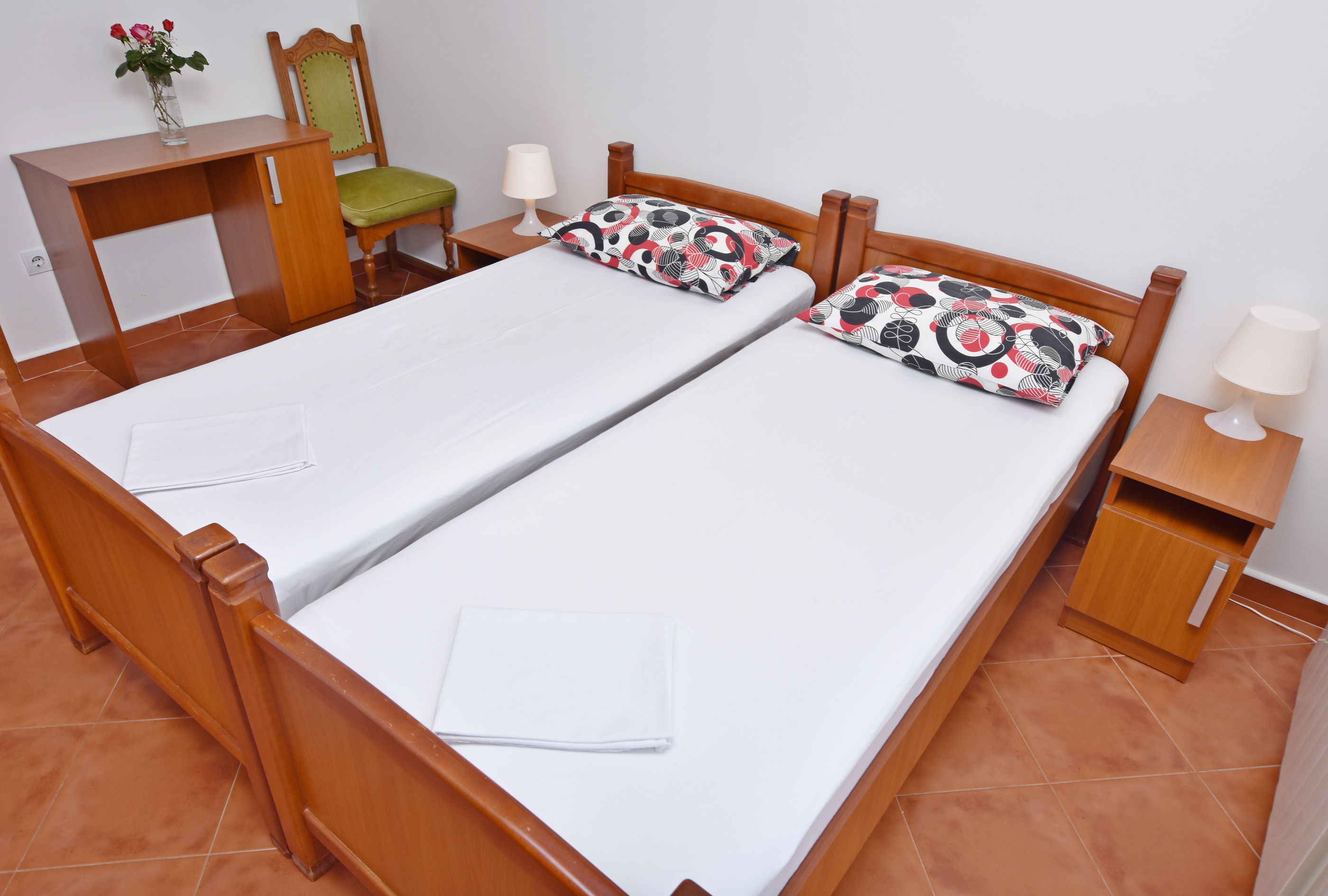 Apartments and Rooms Iva 61261-S2