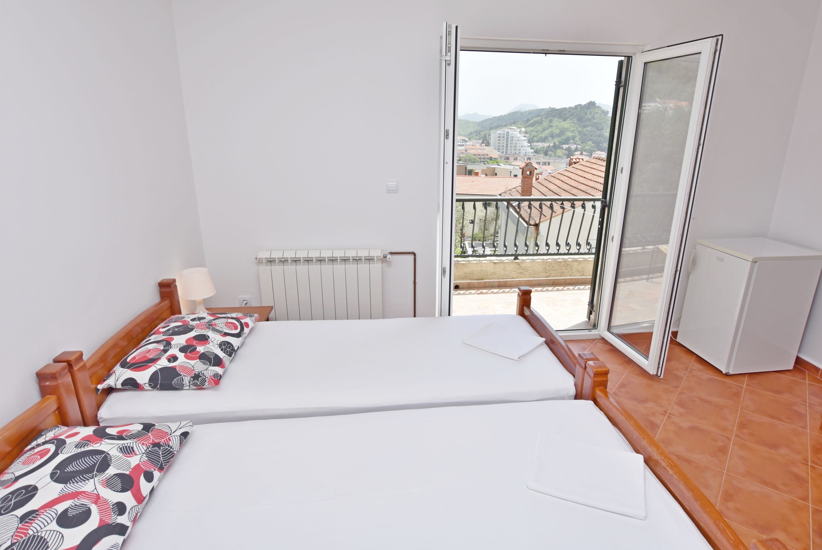 Apartments and Rooms Iva 61261-S2