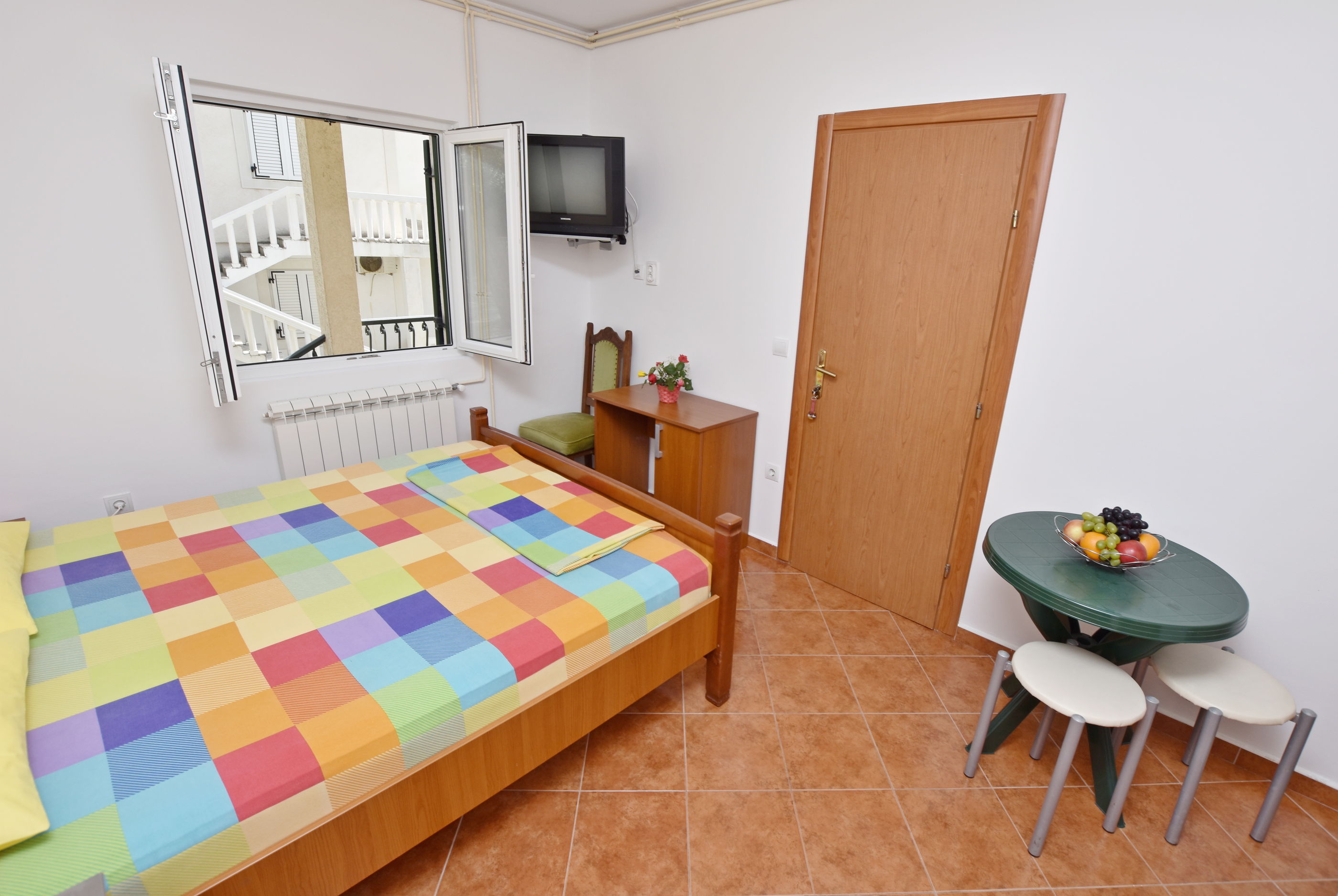 Apartments and Rooms Iva 61261-A2