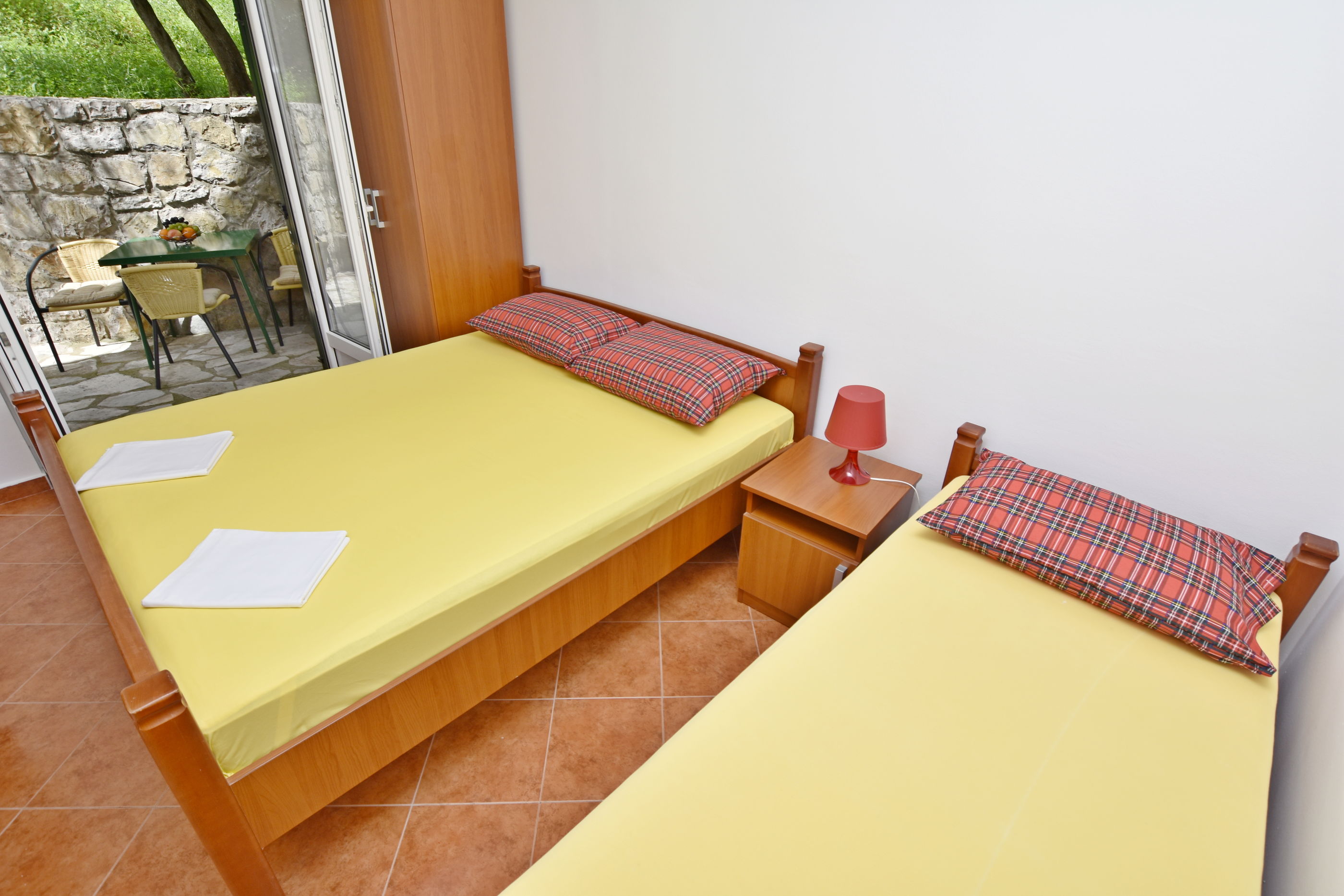 Apartments and Rooms Iva 61261-A3