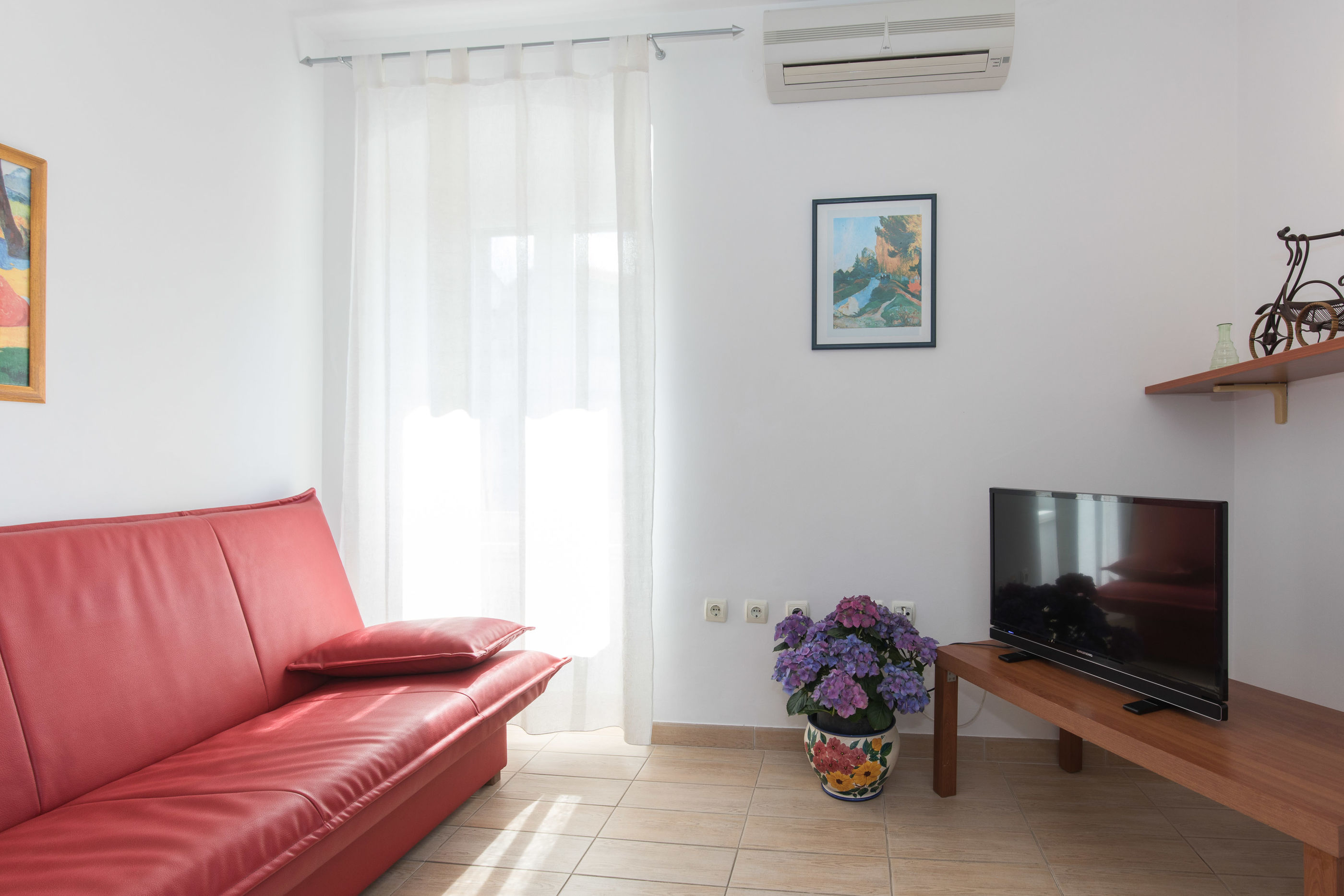 Apartments Ivona 62166-A1