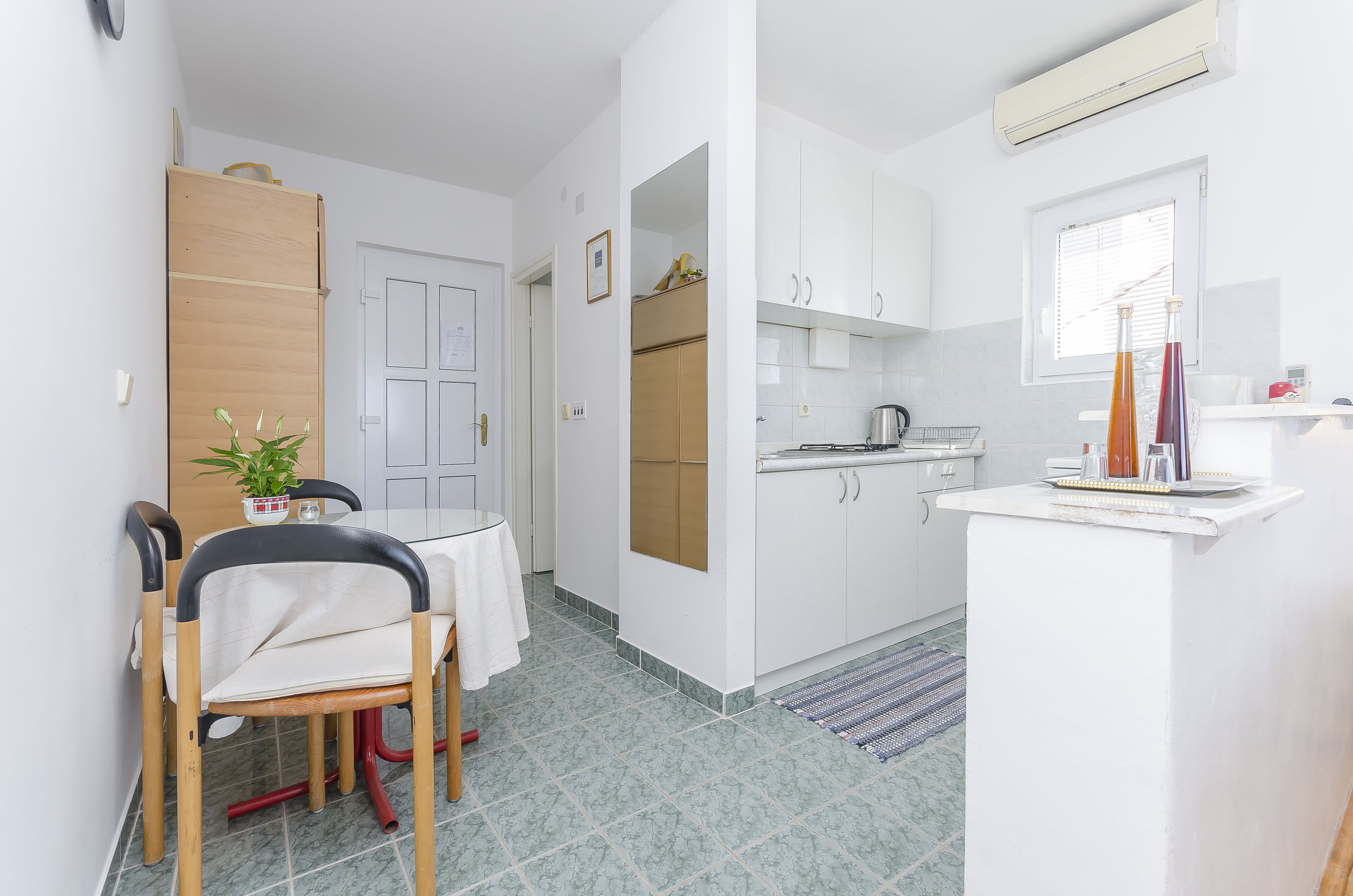 Apartments Vlasta 26391-A1