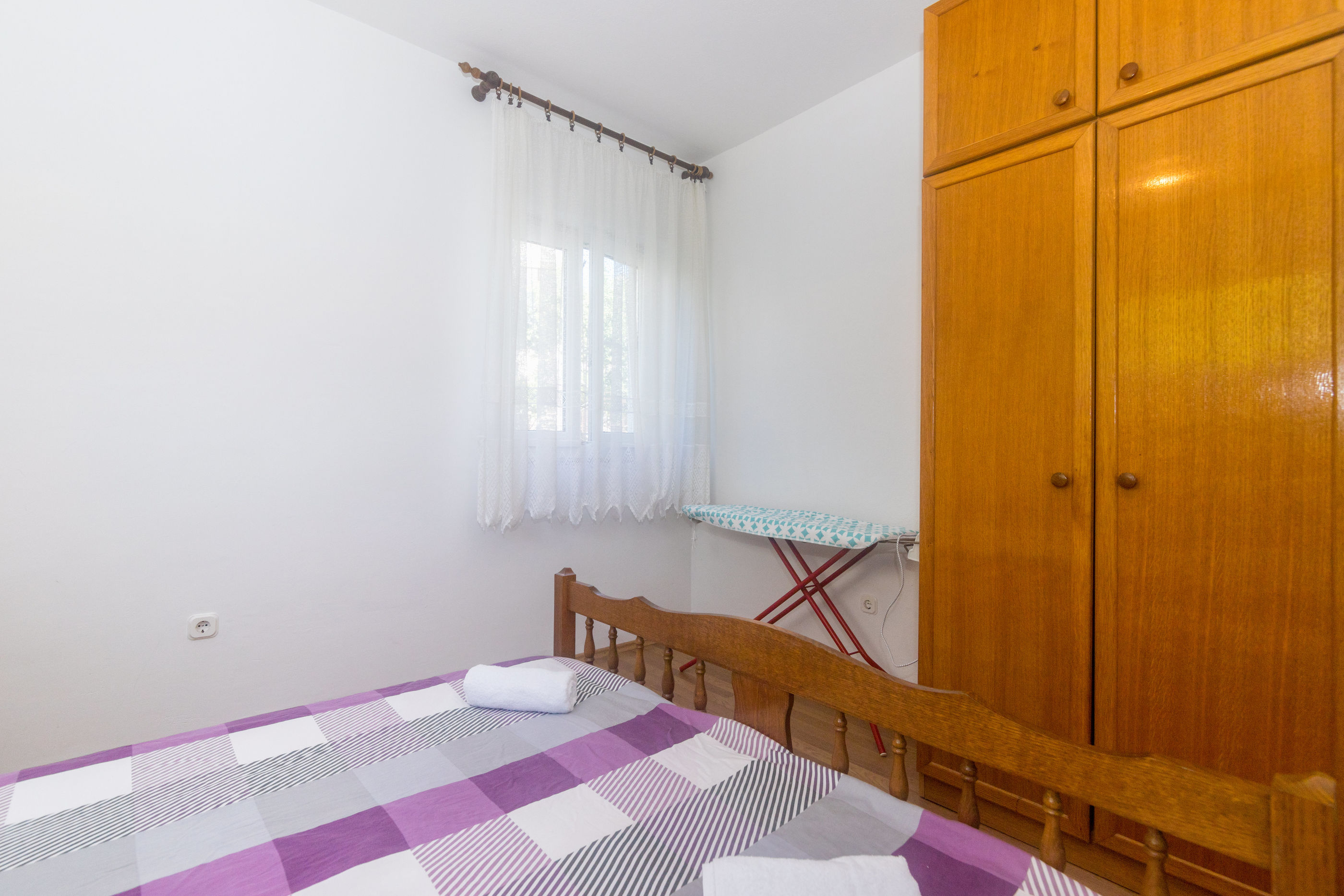 Apartments Vinka 38131-A1