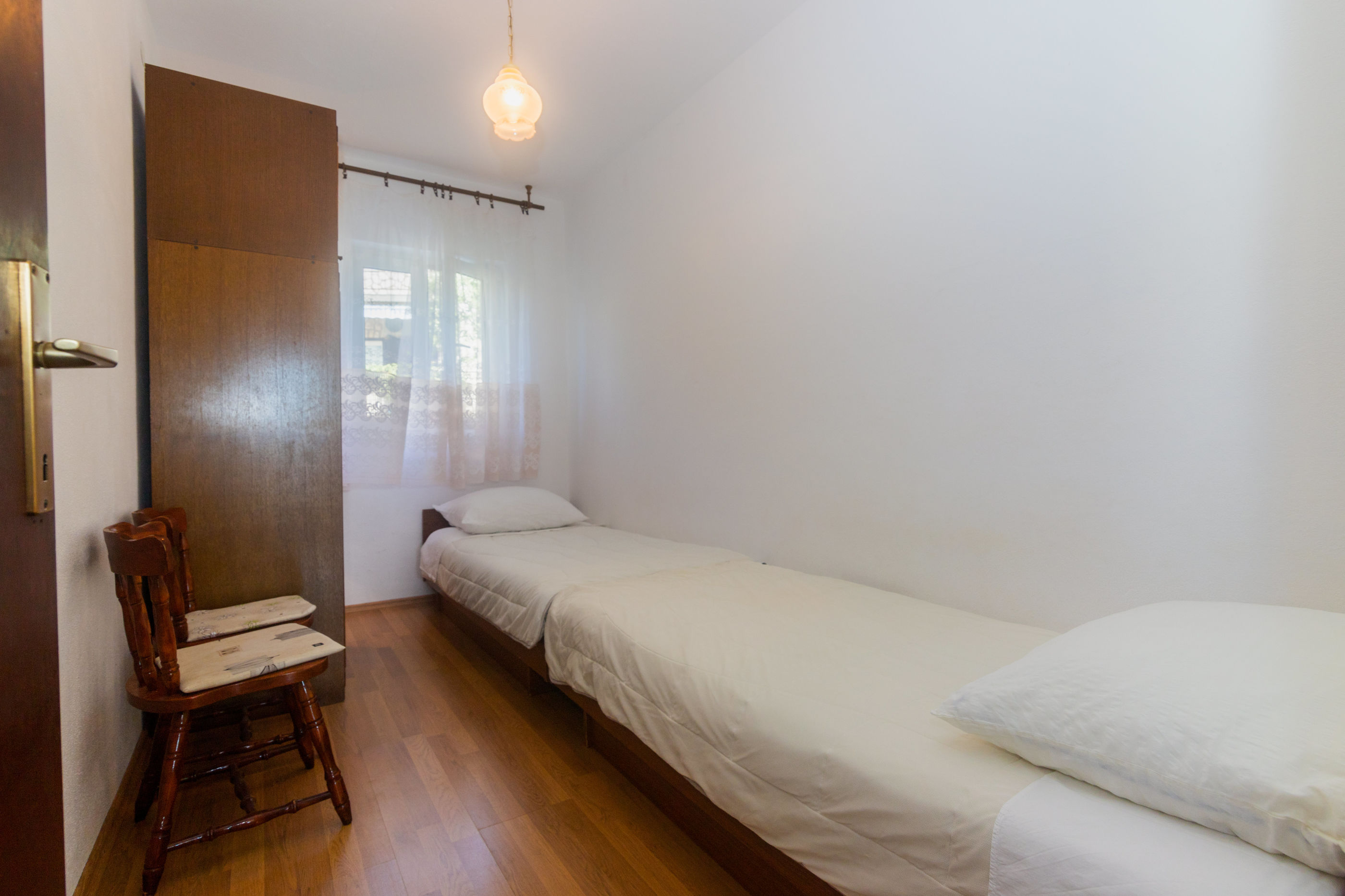 Apartments Vinka 38131-A1
