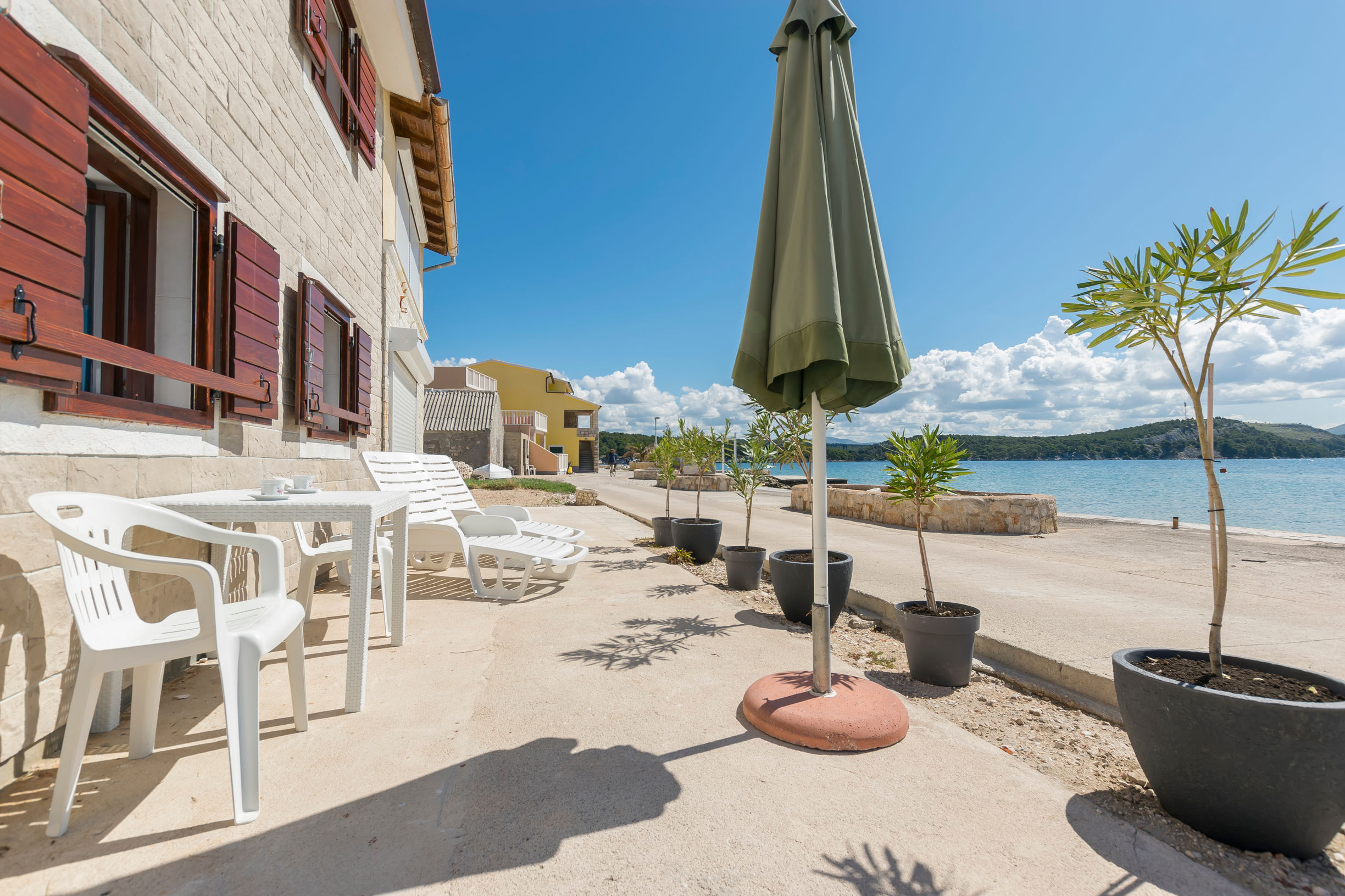 Apartment Island Dream 60861-A1