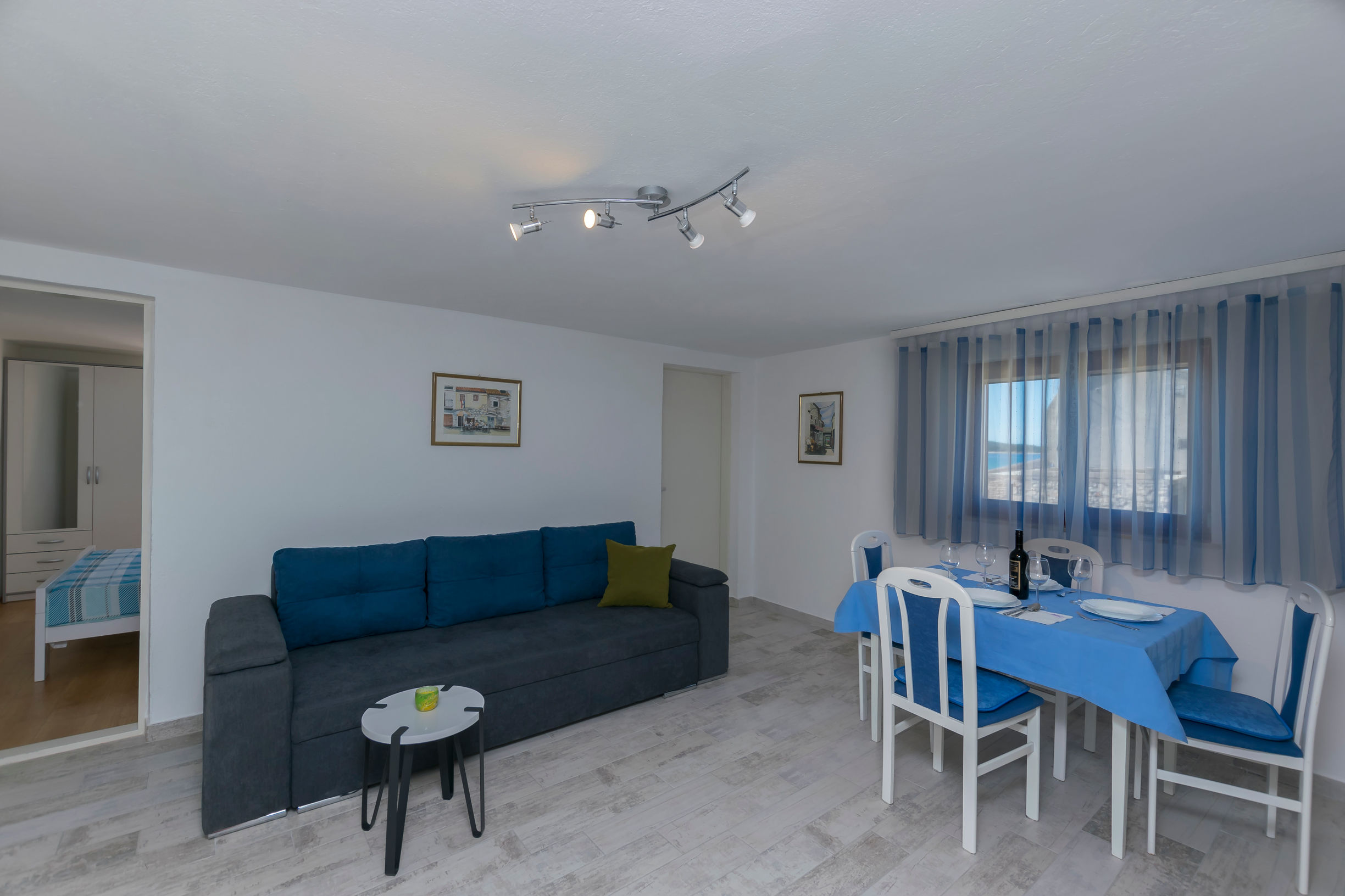 Apartment Island Dream 60861-A1