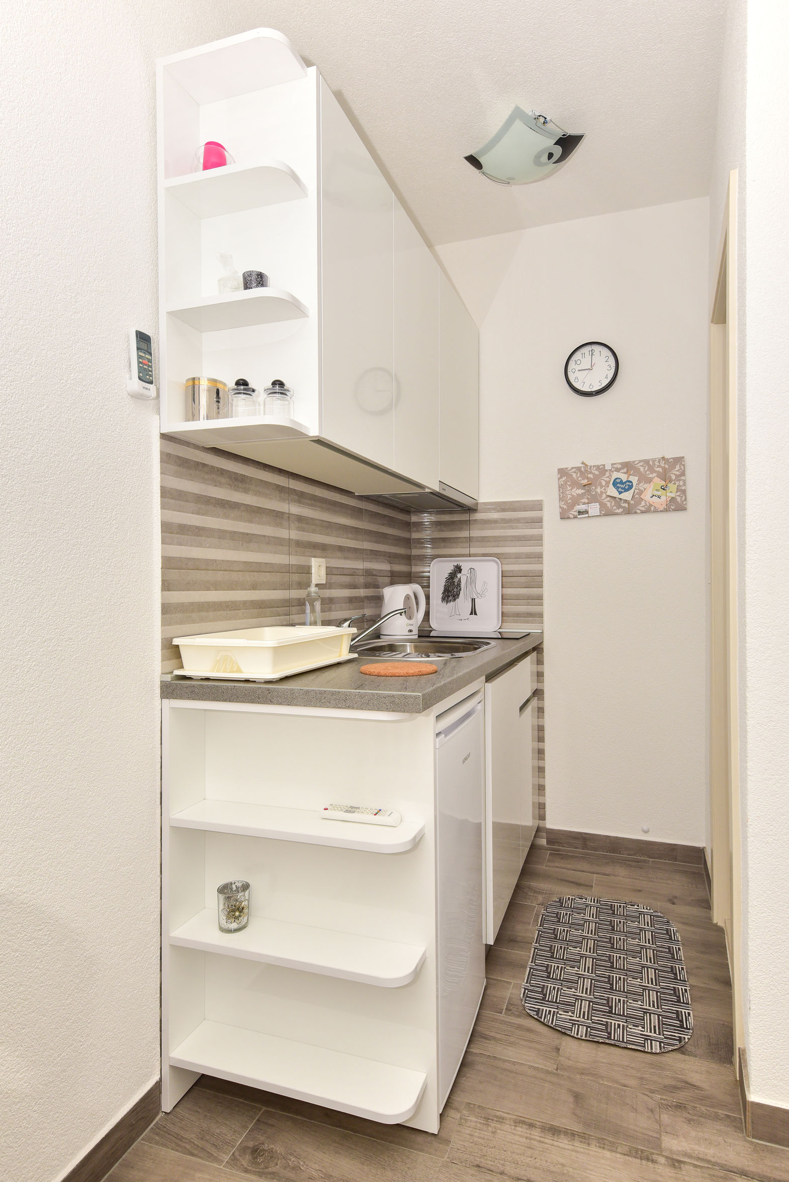 Apartments Bernarda 66331-A1