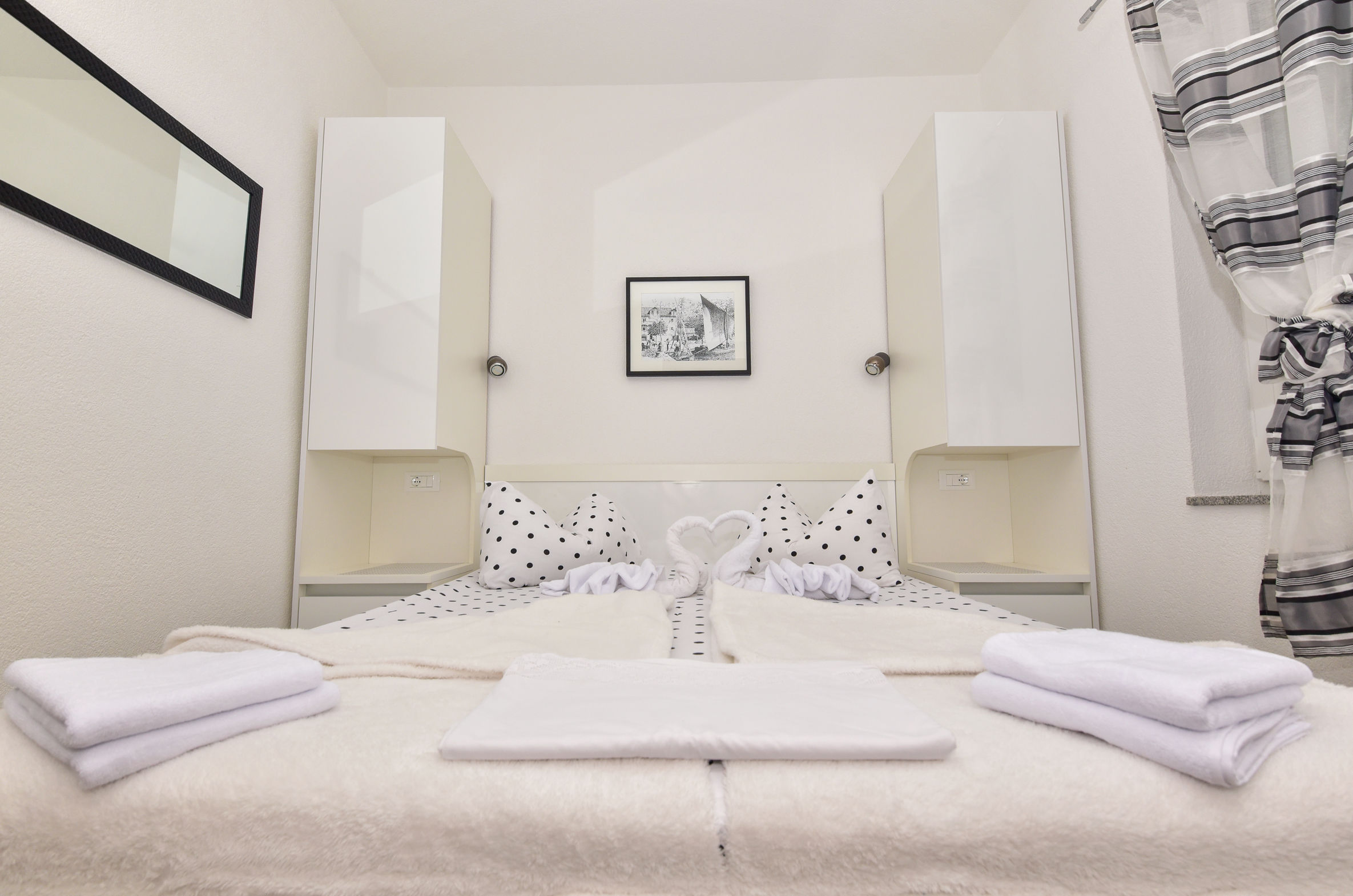 Apartments Bernarda 66331-A1