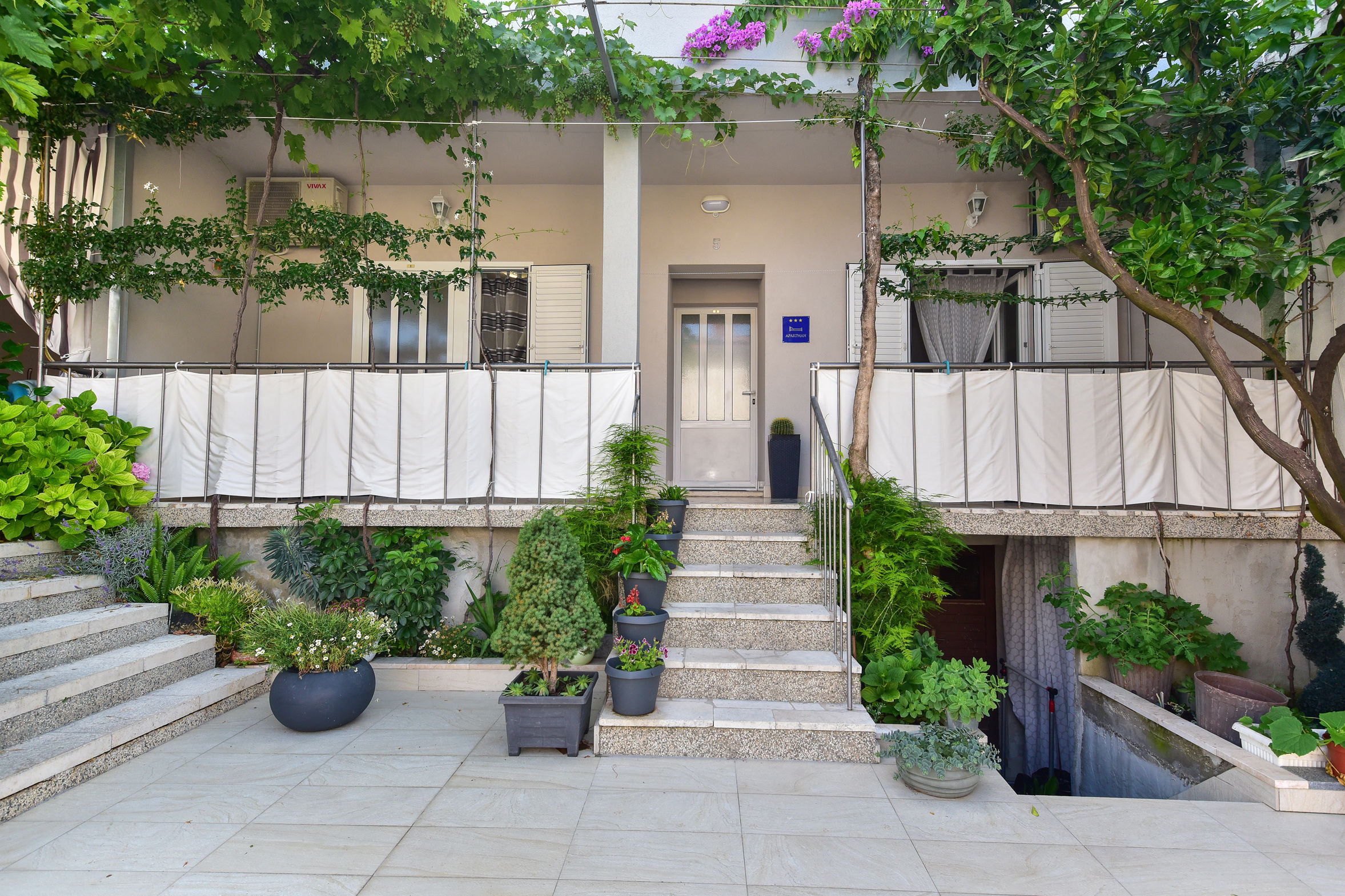 Apartments Bernarda 66331-A1