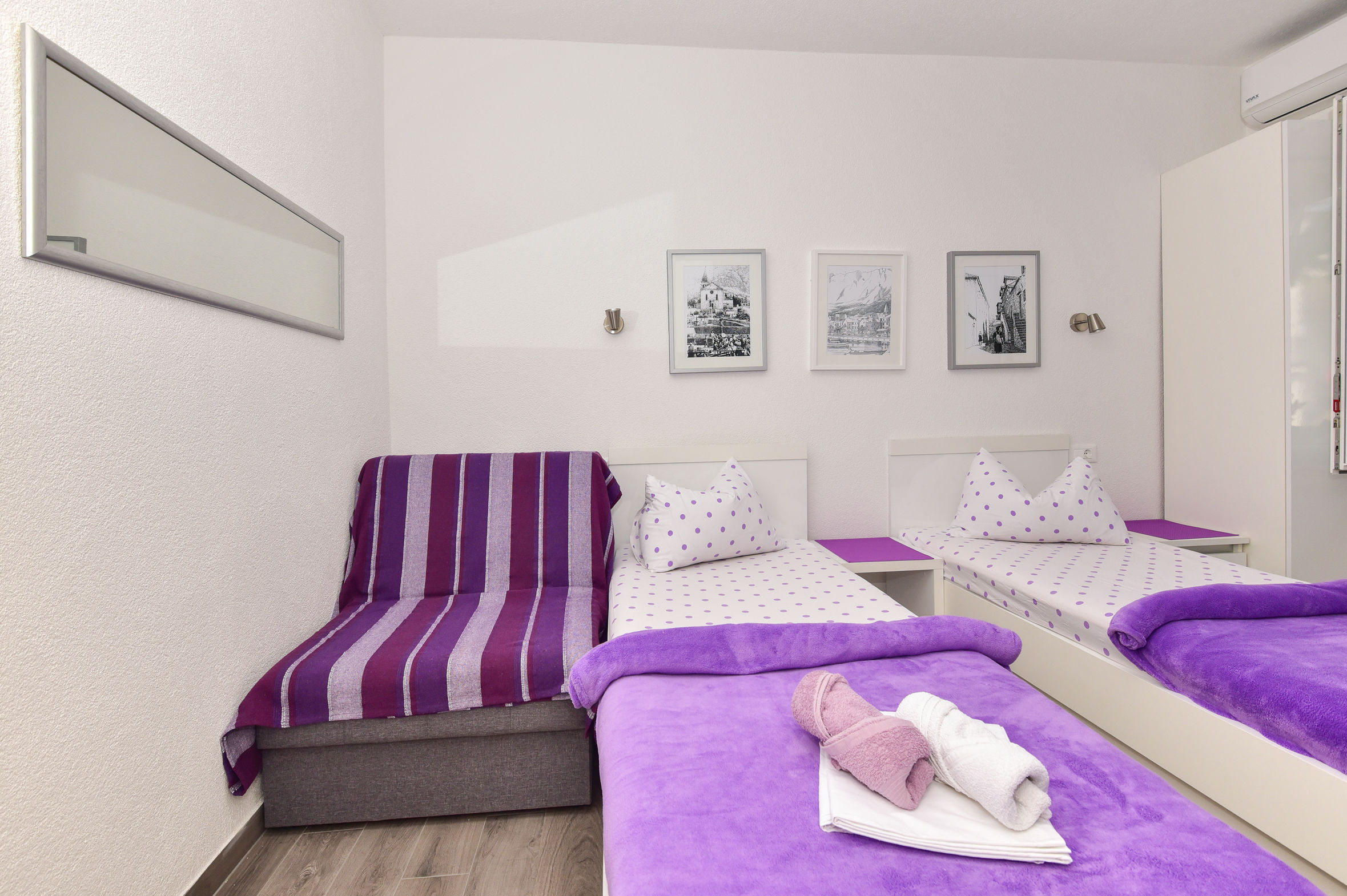 Apartments Bernarda 66331-A2