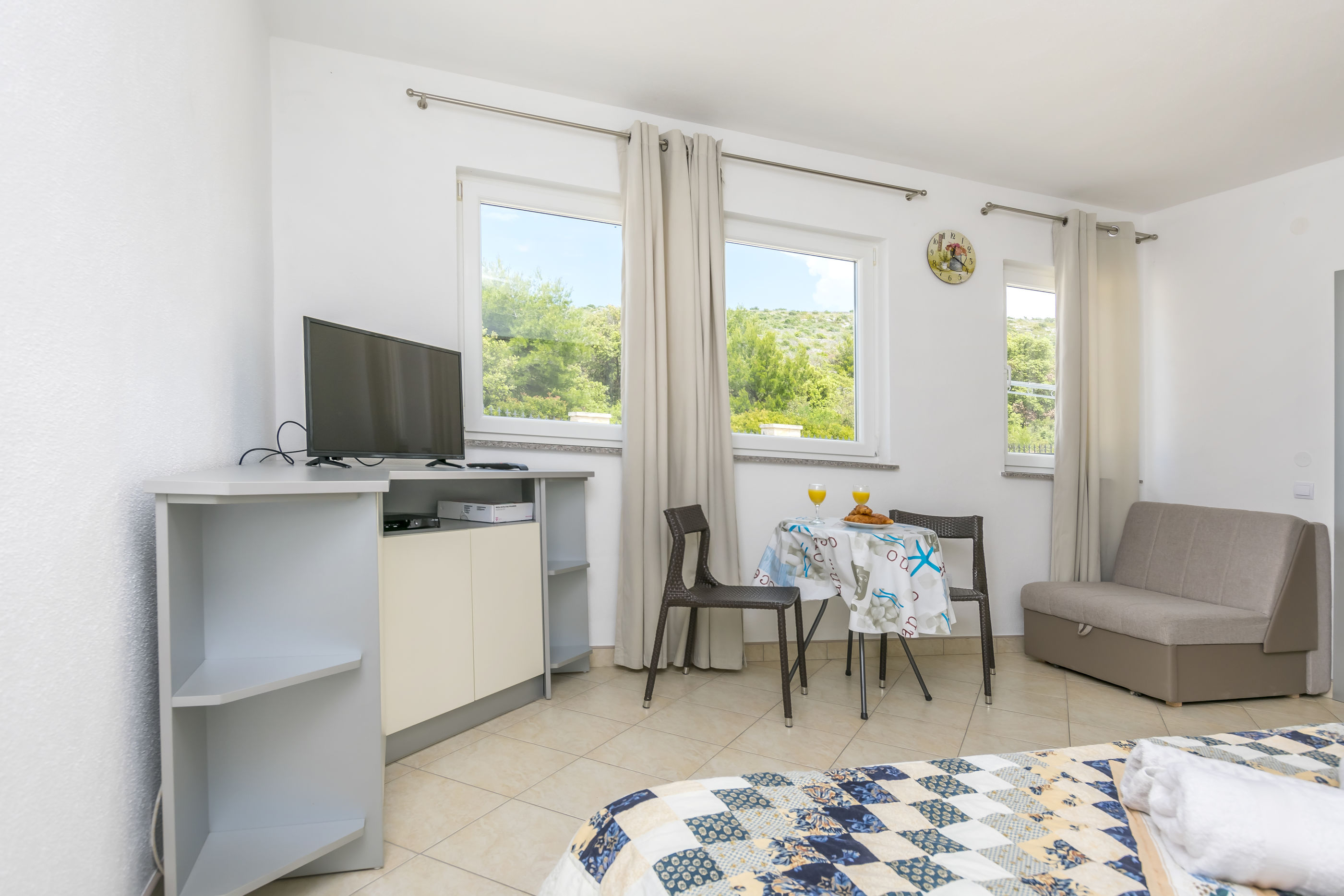 Apartments Villa J i M by the sea 64461-A1