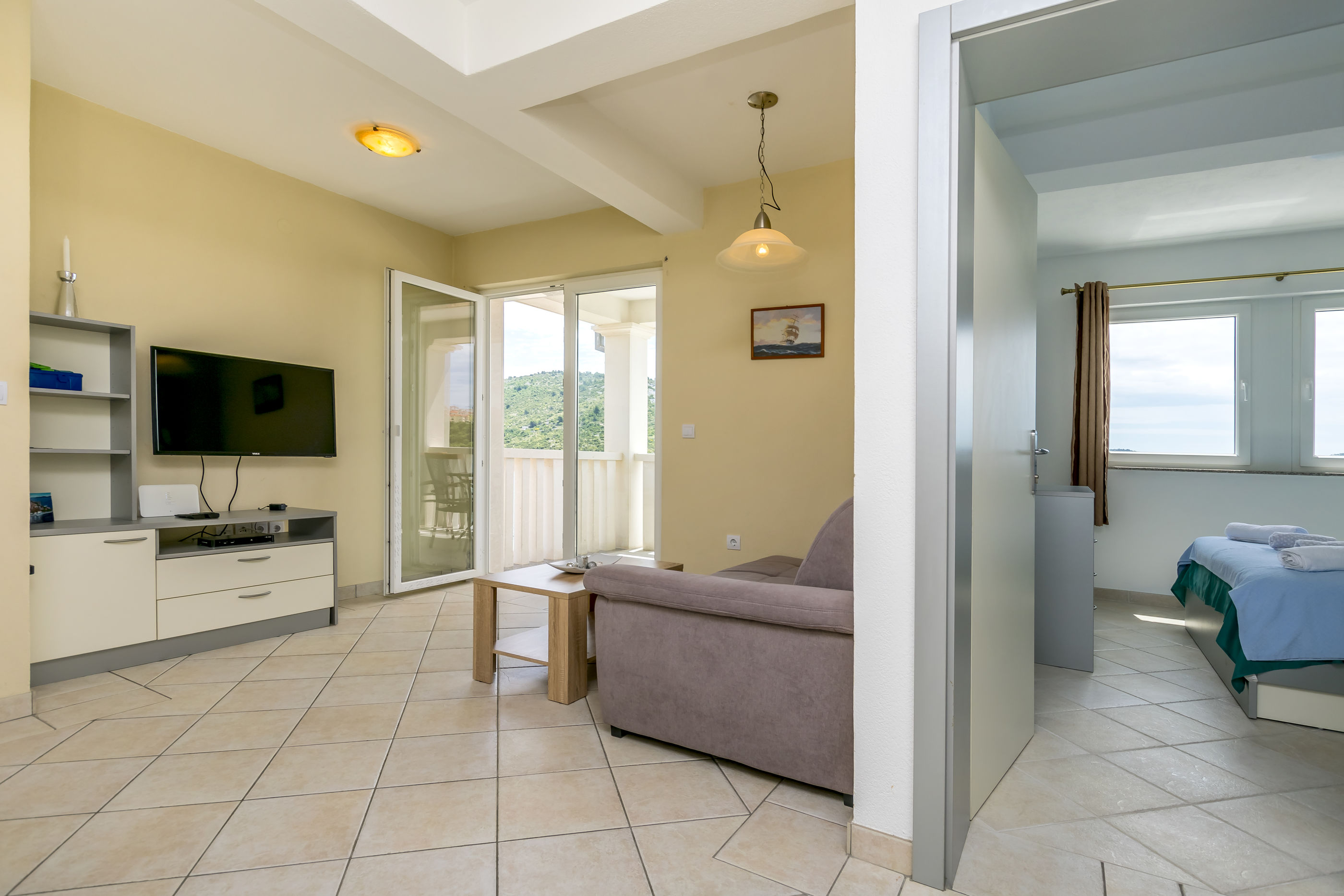 Apartments Villa J i M by the sea 64461-A2
