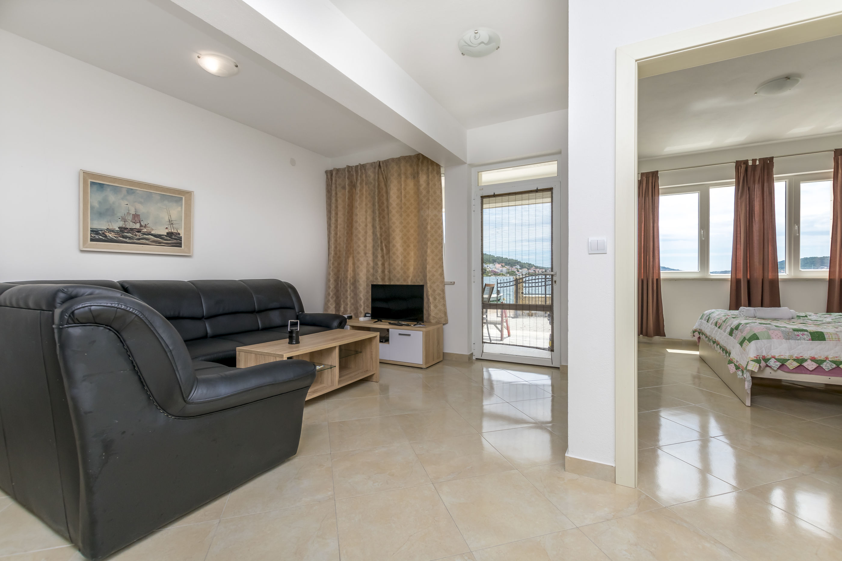 Apartments Villa J i M by the sea 64461-A3