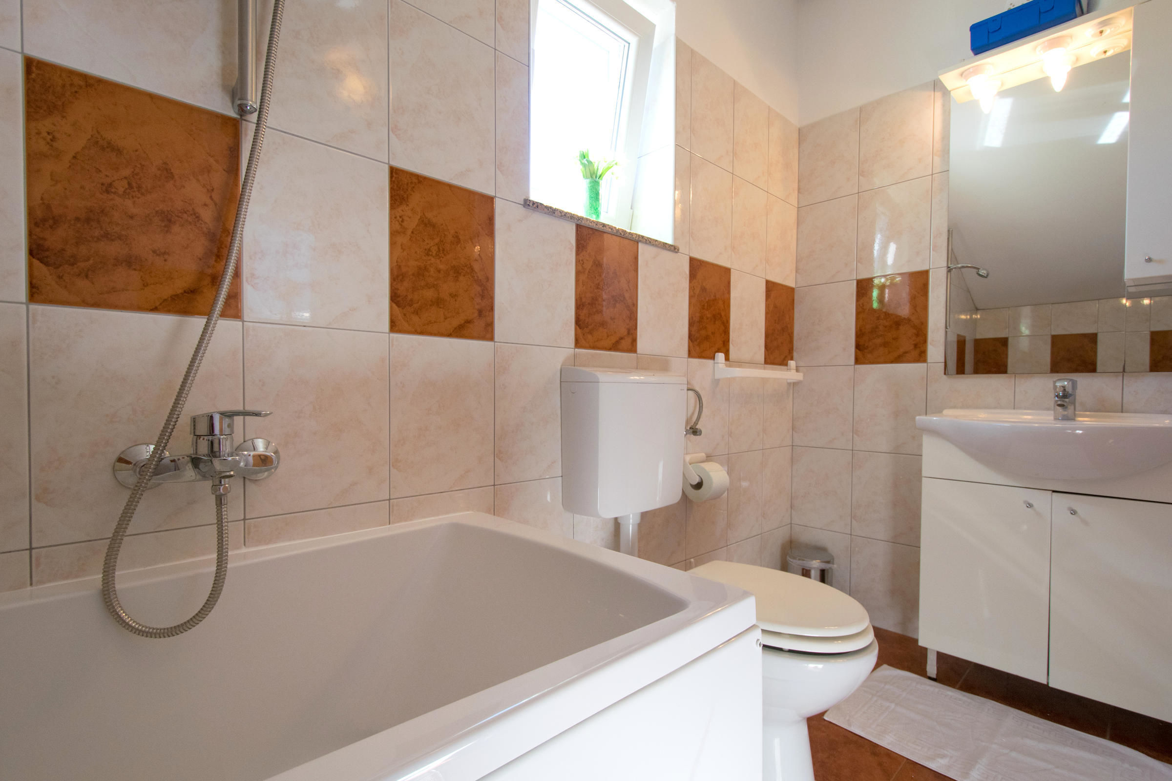 Apartments Mladenka 62176-A8