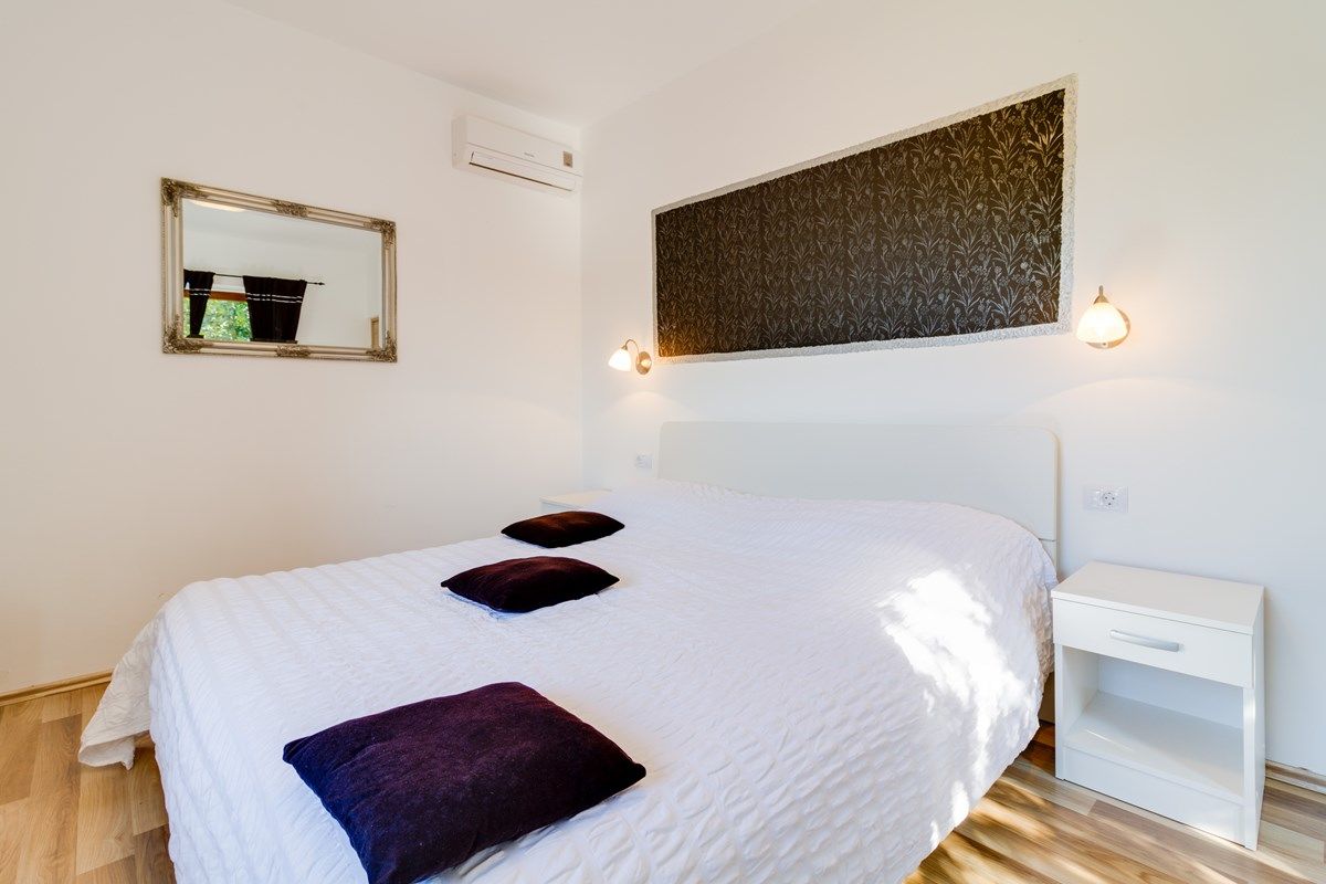 Villa Agneza 74069-K1